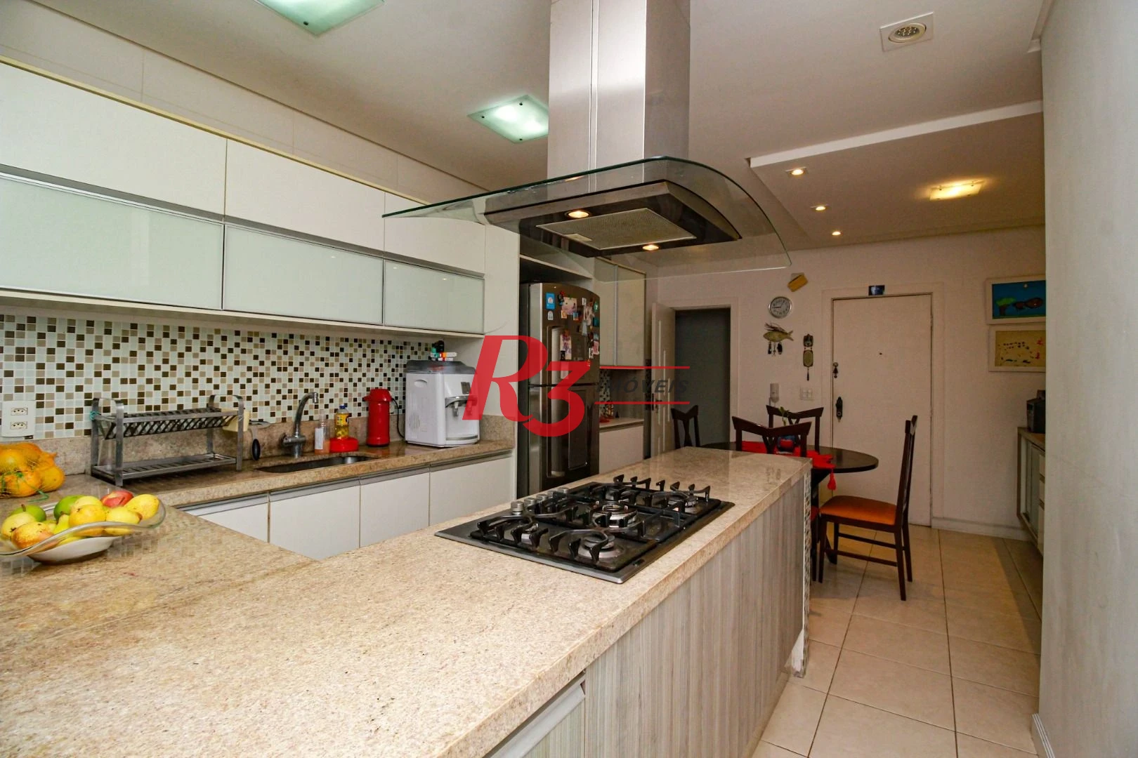 Apartamento com 2 dormitórios à venda, 96 m² por R$ 650.000,00 - Aparecida - Santos/SP