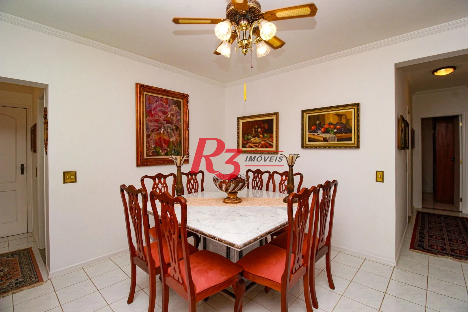 Apartamento com 3 dormitórios à venda, 120 m² por R$ 1.300.000,00 - Embaré - Santos/SP