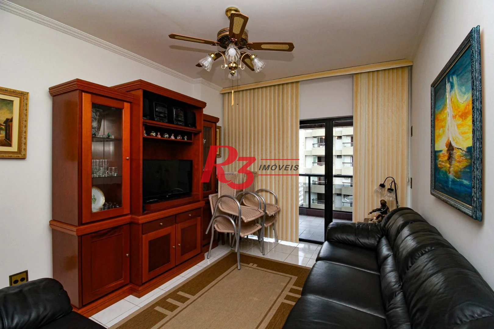 Apartamento com 3 dormitórios à venda, 120 m² por R$ 1.300.000,00 - Embaré - Santos/SP