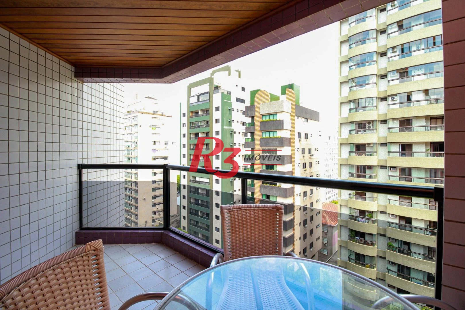 Apartamento com 3 dormitórios à venda, 120 m² por R$ 1.300.000,00 - Embaré - Santos/SP
