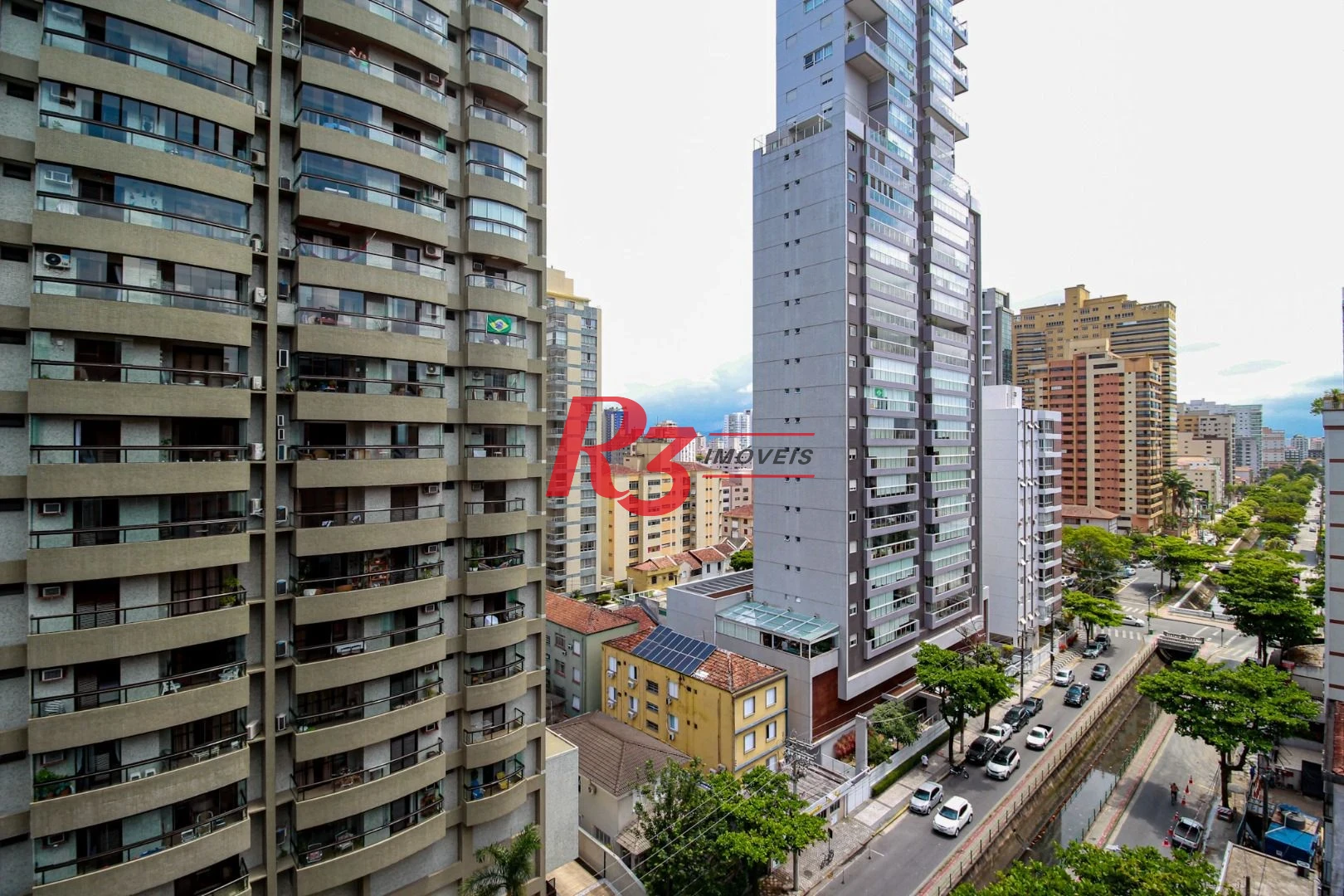 Apartamento com 3 dormitórios à venda, 120 m² por R$ 1.300.000,00 - Embaré - Santos/SP