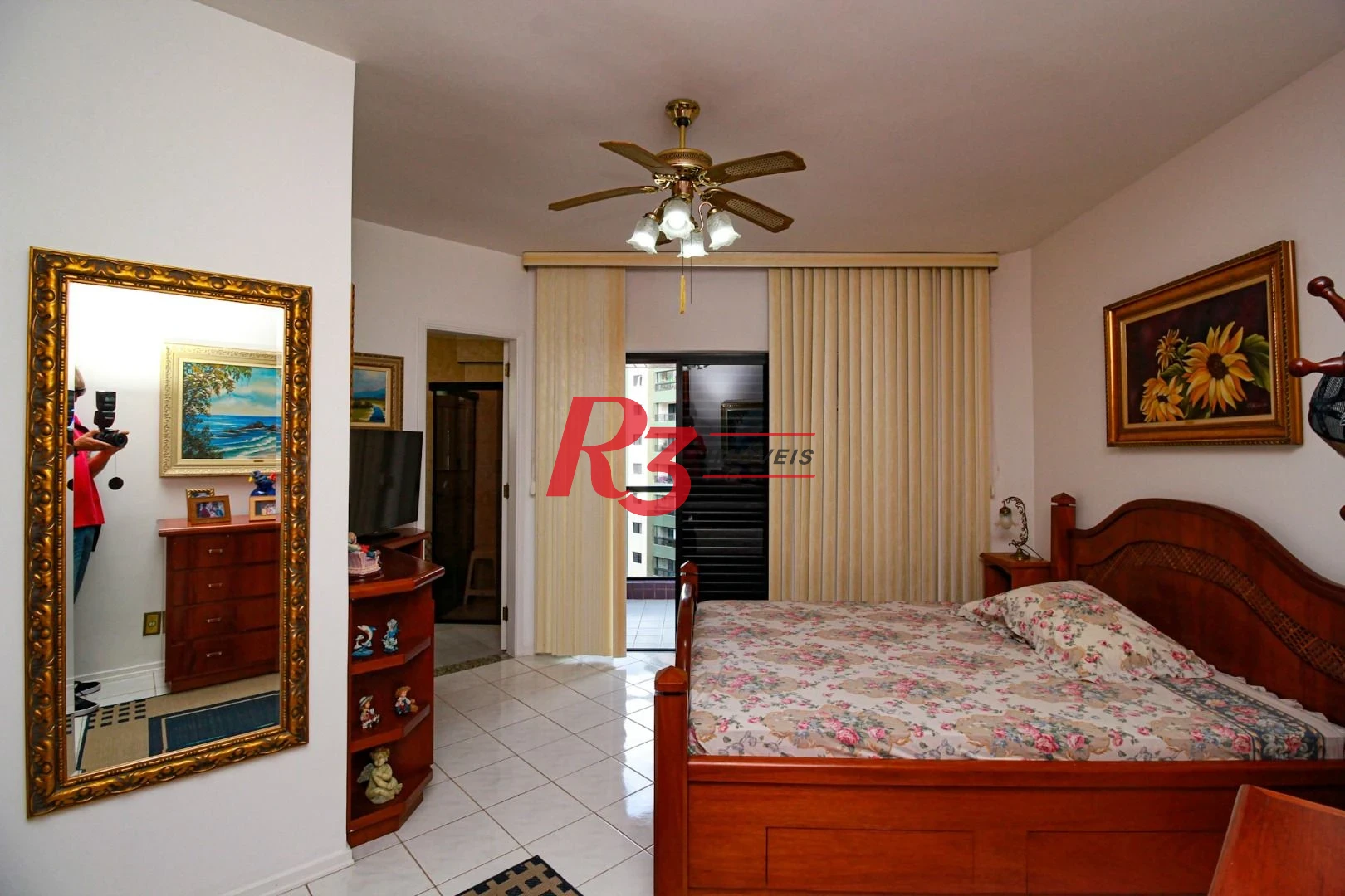 Apartamento com 3 dormitórios à venda, 120 m² por R$ 1.300.000,00 - Embaré - Santos/SP