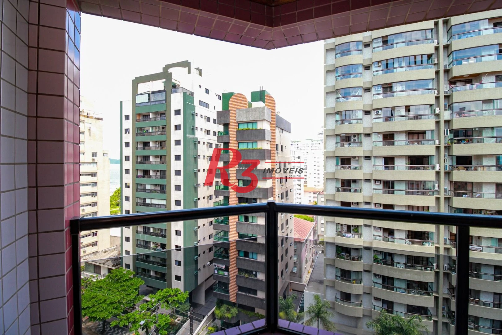 Apartamento com 3 dormitórios à venda, 120 m² por R$ 1.300.000,00 - Embaré - Santos/SP