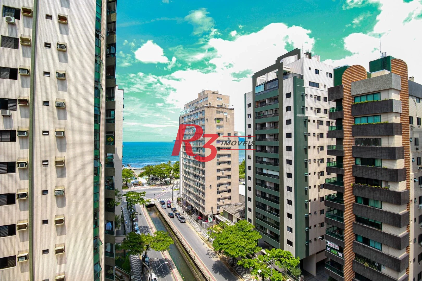 Apartamento com 3 dormitórios à venda, 120 m² por R$ 1.300.000,00 - Embaré - Santos/SP