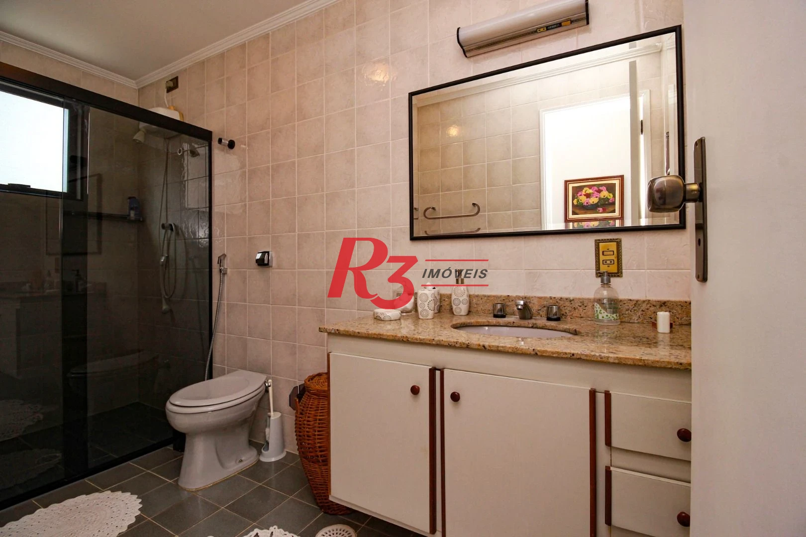 Apartamento com 3 dormitórios à venda, 120 m² por R$ 1.300.000,00 - Embaré - Santos/SP