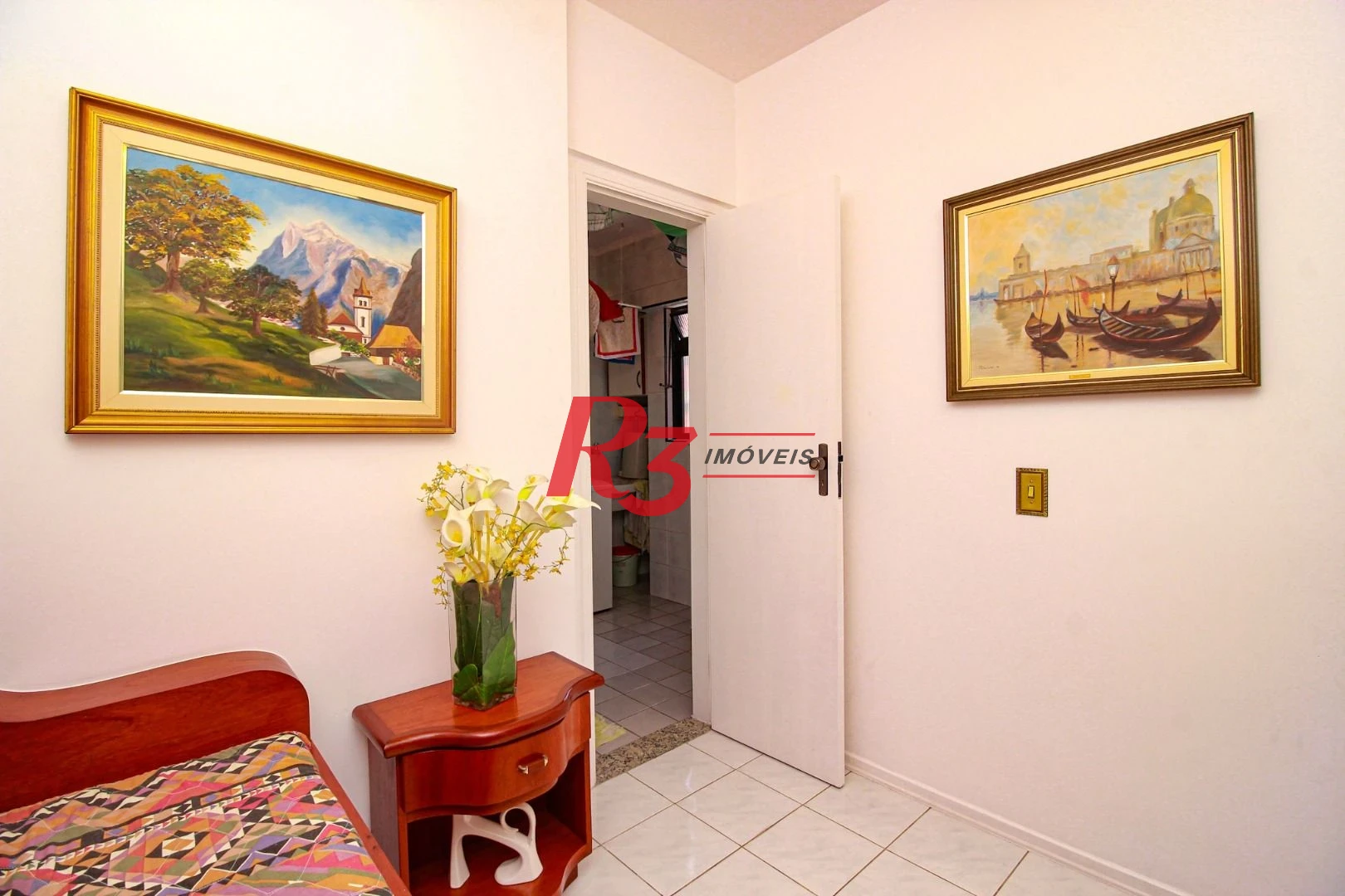 Apartamento com 3 dormitórios à venda, 120 m² por R$ 1.300.000,00 - Embaré - Santos/SP