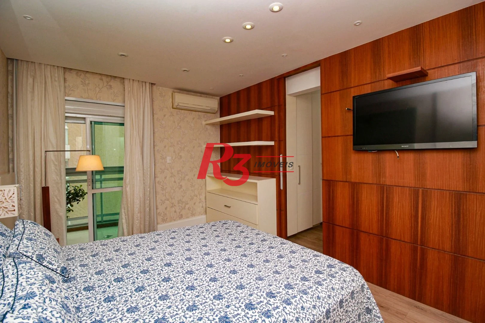 Apartamento com 4 dormitórios para alugar, 204 m² por R$ 18.000,00/mês - Gonzaga - Santos/SP