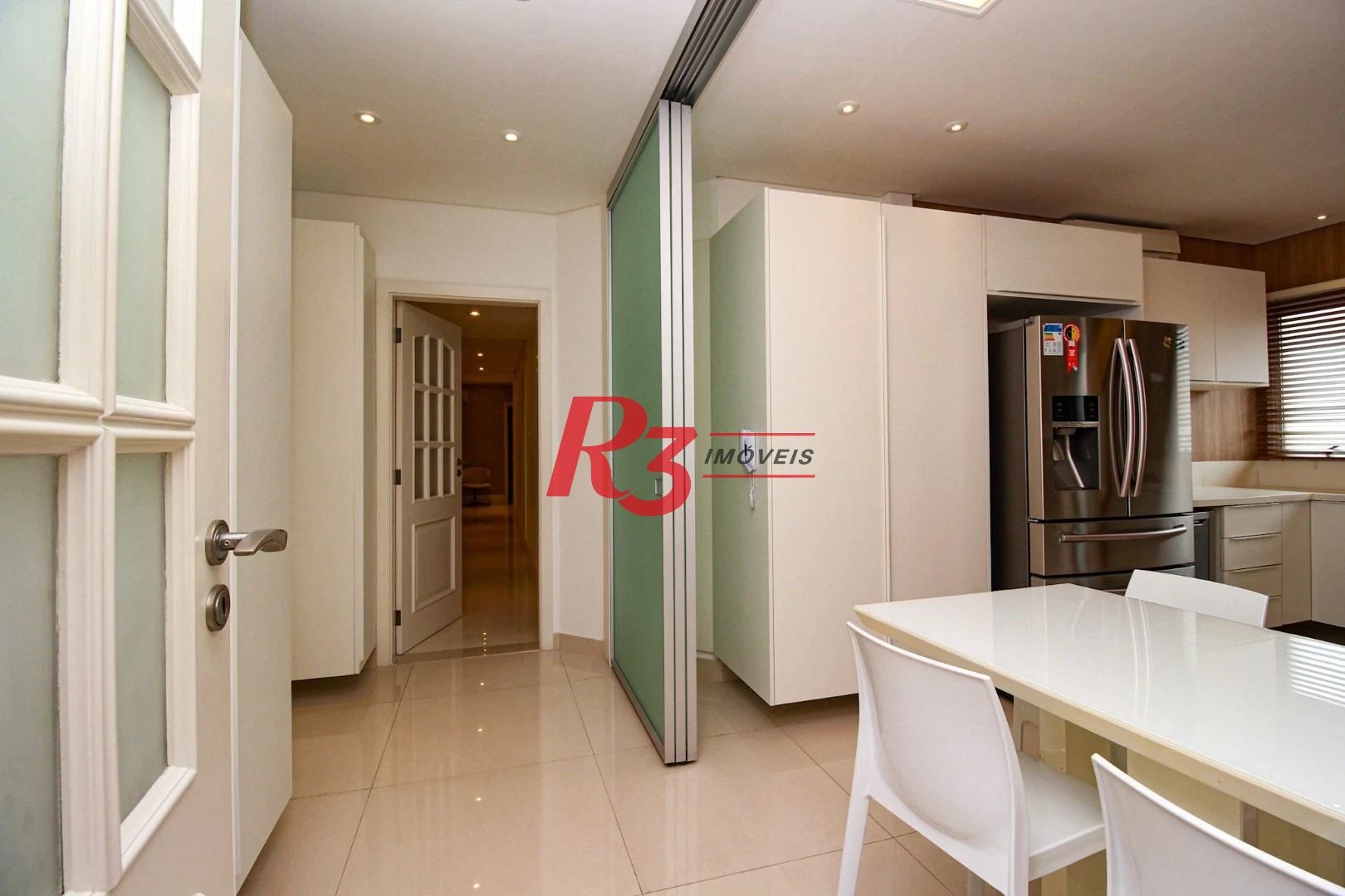 Apartamento com 4 dormitórios para alugar, 204 m² por R$ 18.000,00/mês - Gonzaga - Santos/SP