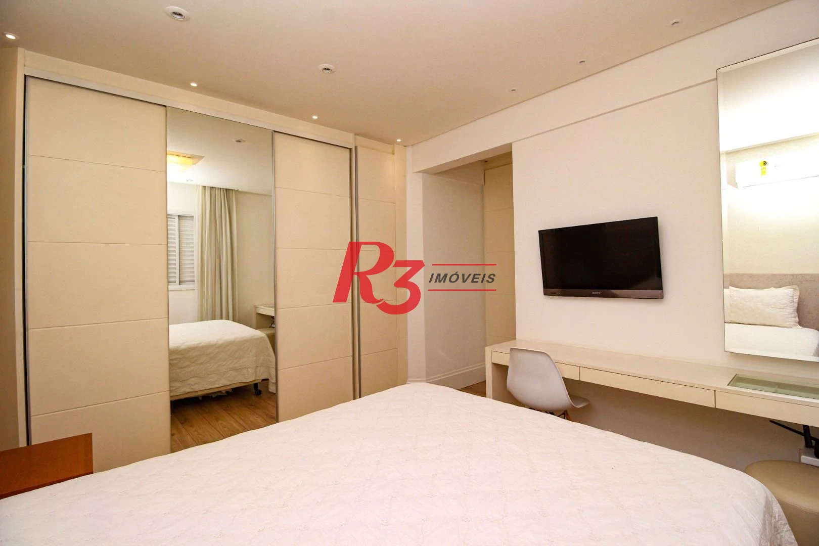 Apartamento com 4 dormitórios para alugar, 204 m² por R$ 18.000,00/mês - Gonzaga - Santos/SP