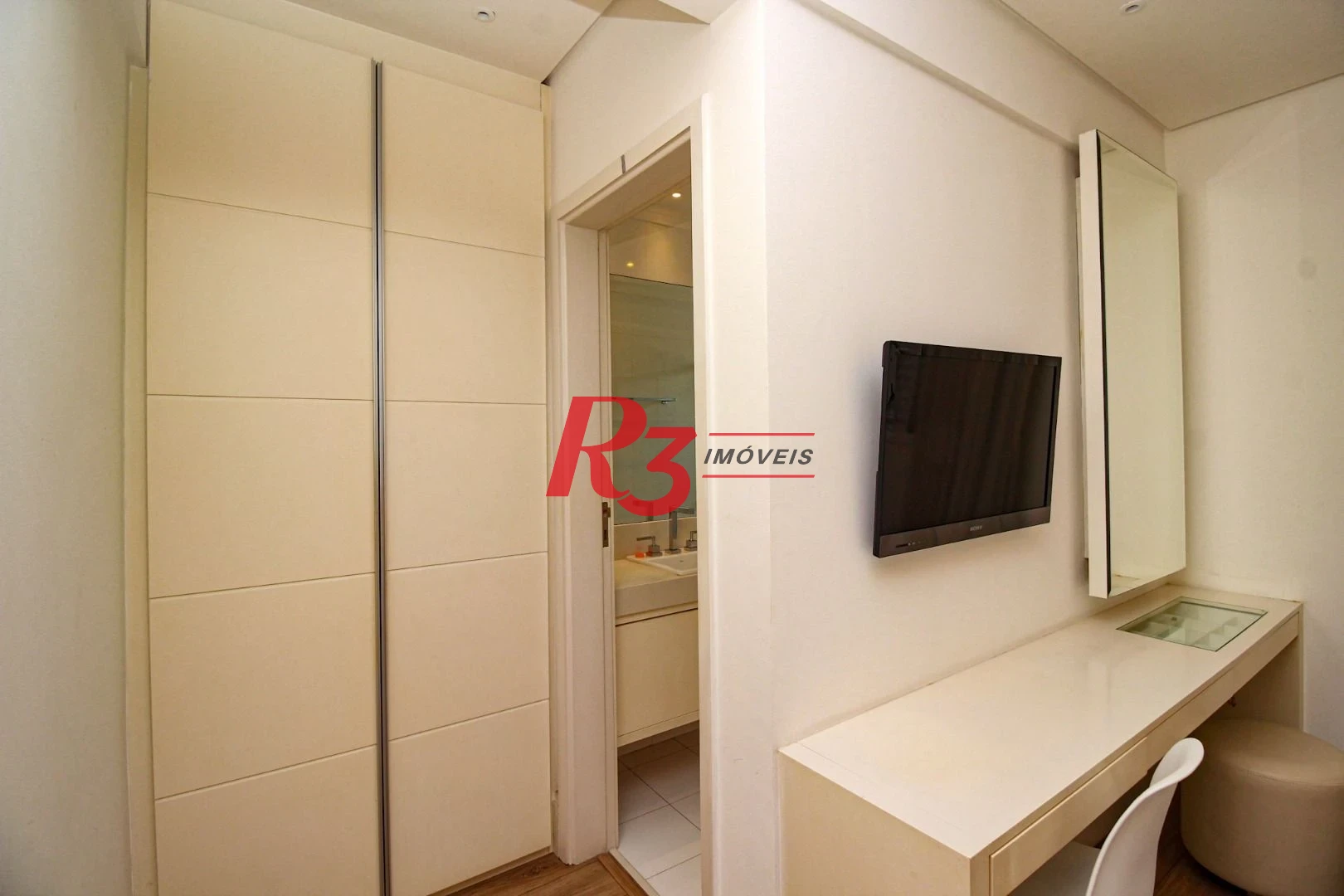 Apartamento com 4 dormitórios para alugar, 204 m² por R$ 18.000,00/mês - Gonzaga - Santos/SP