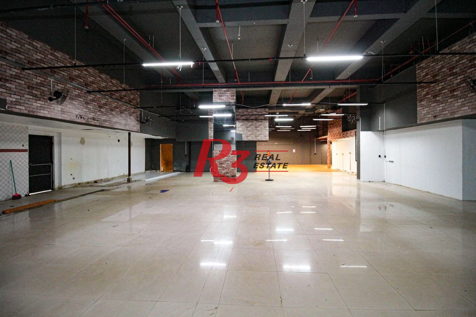 Loja para alugar, 160 m² por R$ 11.000,00/mês - Gonzaga - Santos/SP
