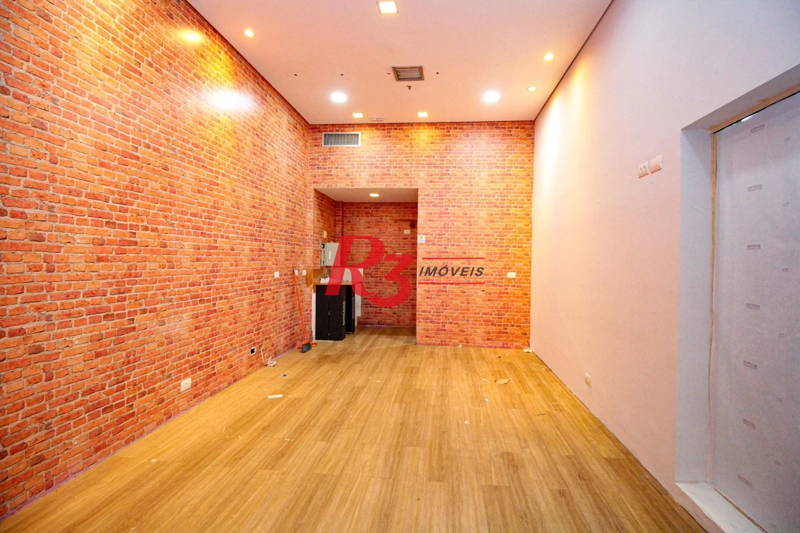 Loja para alugar, 29 m² por R$ 4.370,00/mês - Gonzaga - Santos/SP