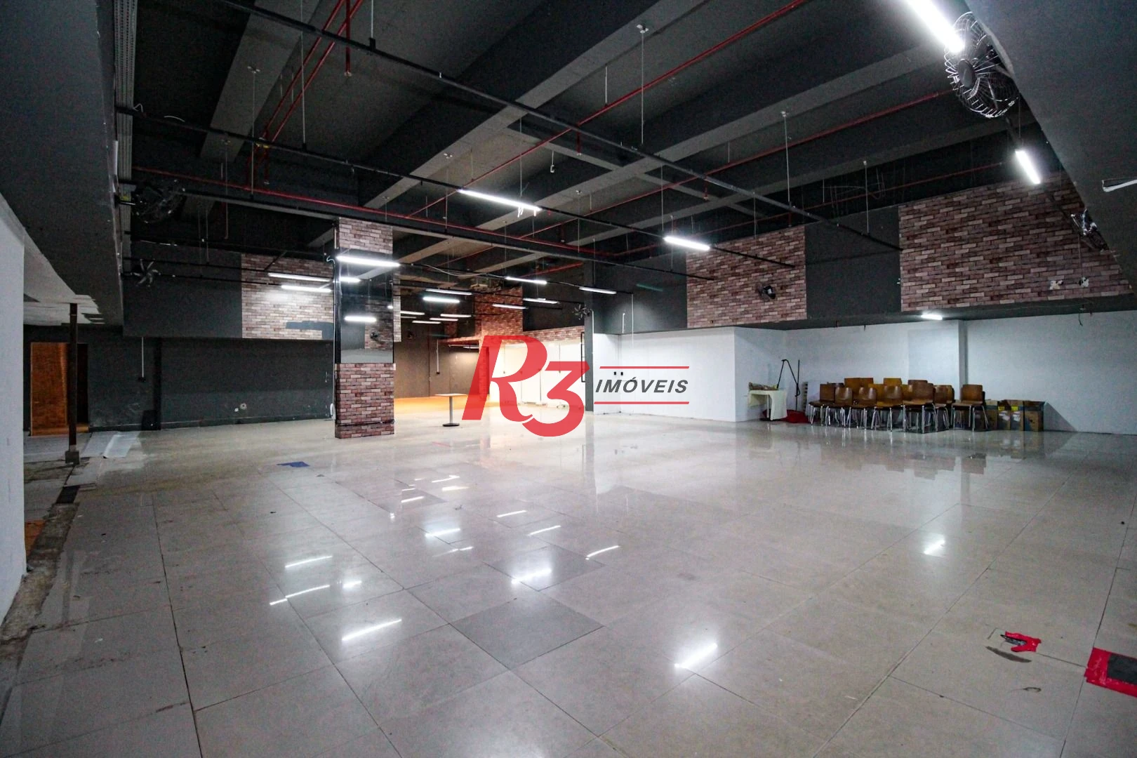 Loja para alugar, 530 m² por R$ 45.000,00/mês - Gonzaga - Santos/SP
