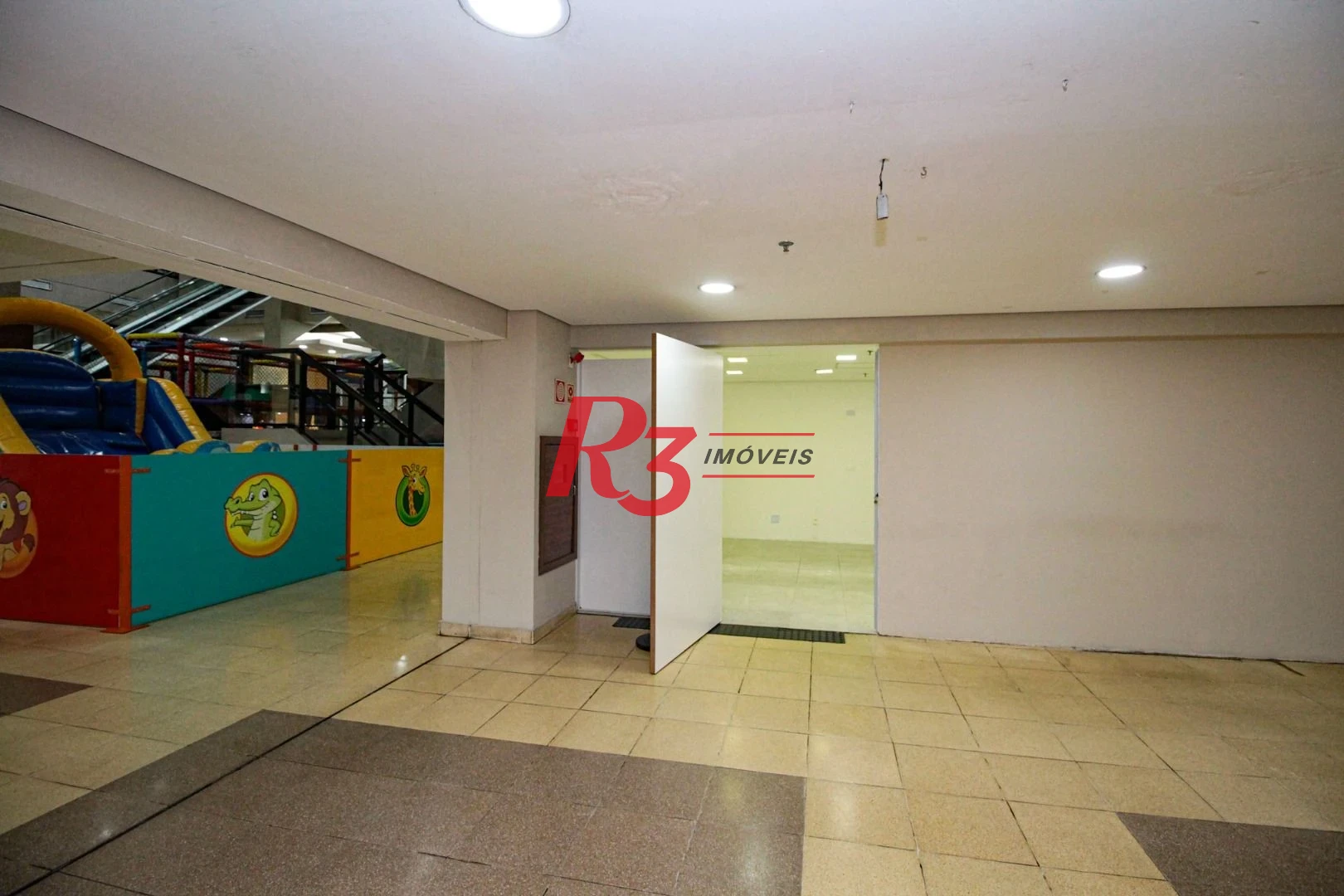 Loja para alugar, 530 m² por R$ 45.000,00/mês - Gonzaga - Santos/SP