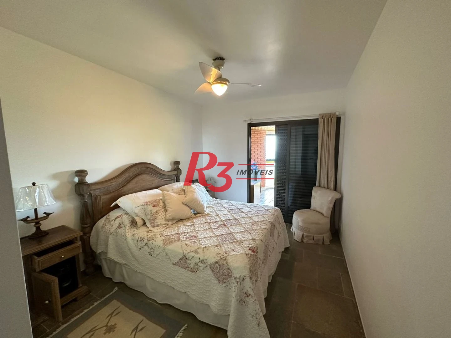 Apartamento com 3 dormitórios à venda, 162 m² por R$ 1.200.000,00 - Morro Sorocotuba - Guarujá/SP