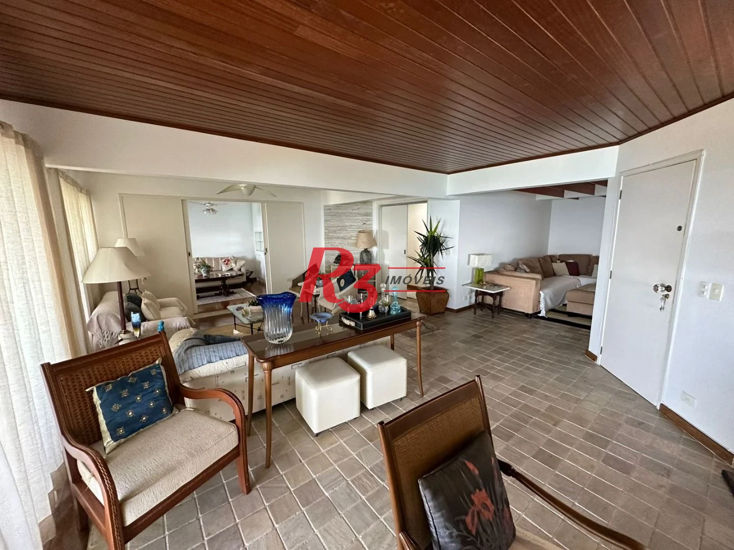 Apartamento com 3 dormitórios à venda, 162 m² por R$ 1.200.000,00 - Morro Sorocotuba - Guarujá/SP