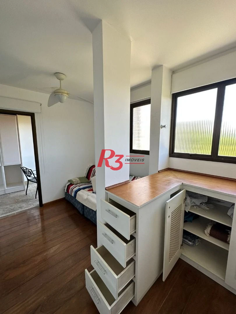 Apartamento com 3 dormitórios à venda, 162 m² por R$ 1.200.000,00 - Morro Sorocotuba - Guarujá/SP