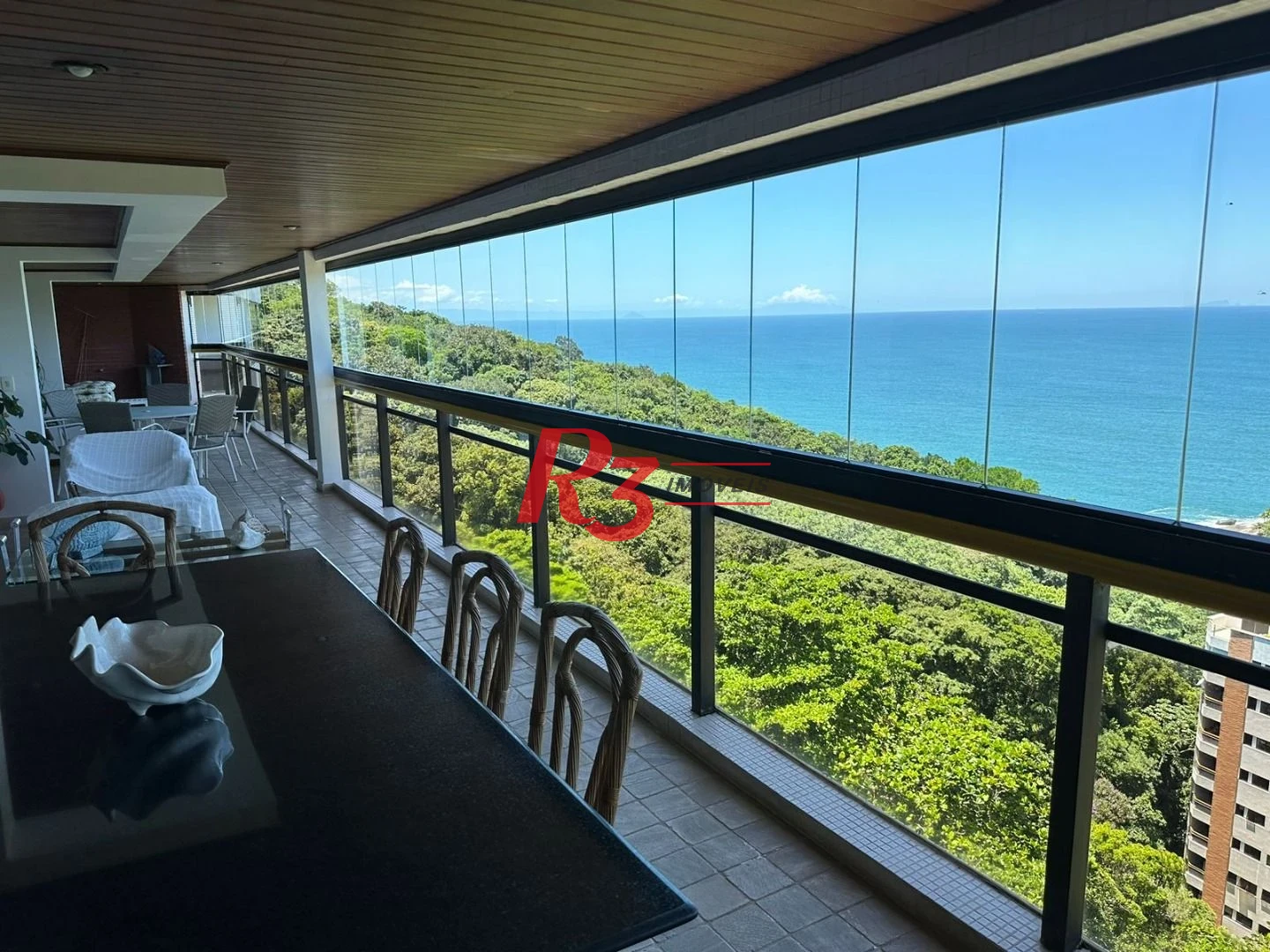 Apartamento com 3 dormitórios à venda, 162 m² por R$ 1.200.000,00 - Morro Sorocotuba - Guarujá/SP