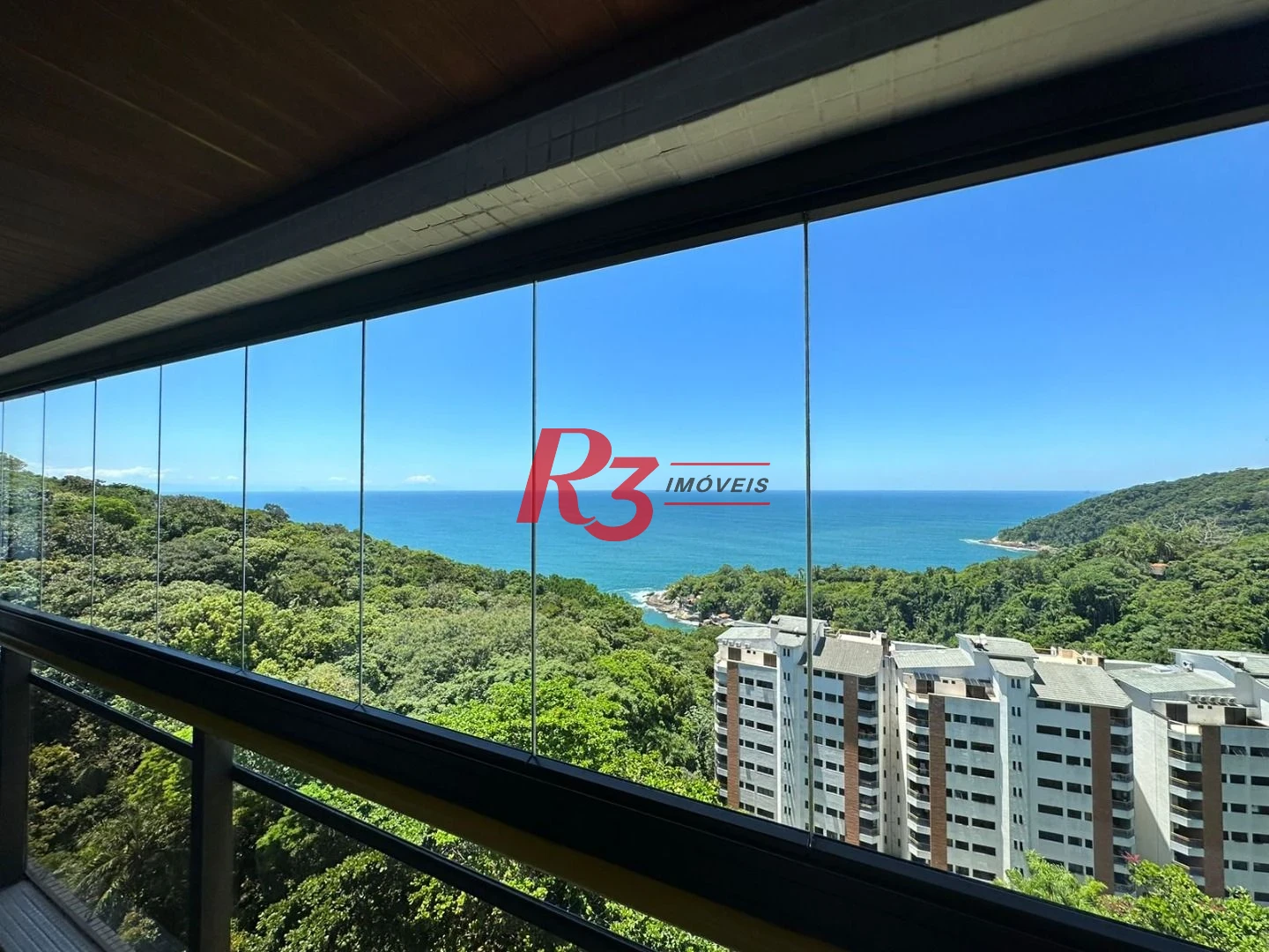 Apartamento com 3 dormitórios à venda, 168 m² - Morro Sorocotuba - Guarujá/SP