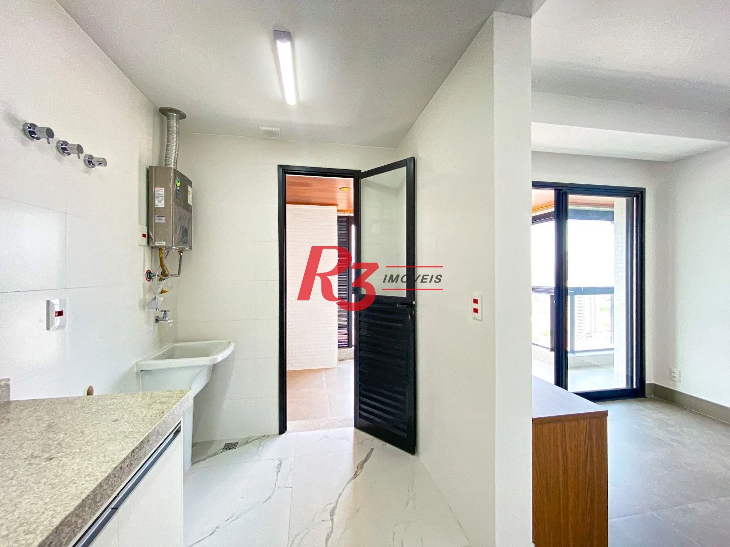 Apartamento com 1 dormitório para alugar, 54 m² por R$ 5.600,00/ano - Boqueirão - Santos/SP