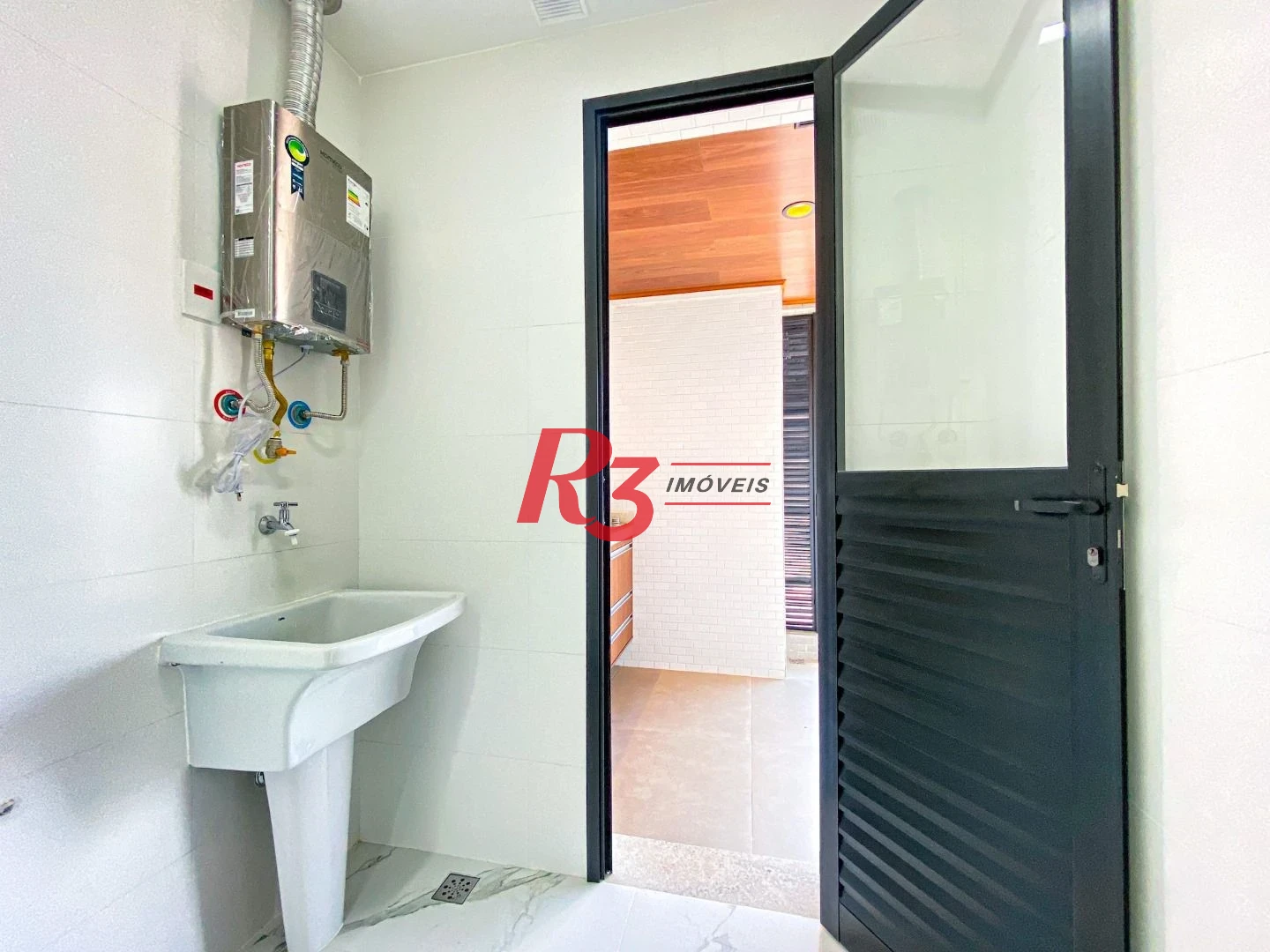 Apartamento com 1 dormitório para alugar, 54 m² por R$ 5.600,00/ano - Boqueirão - Santos/SP