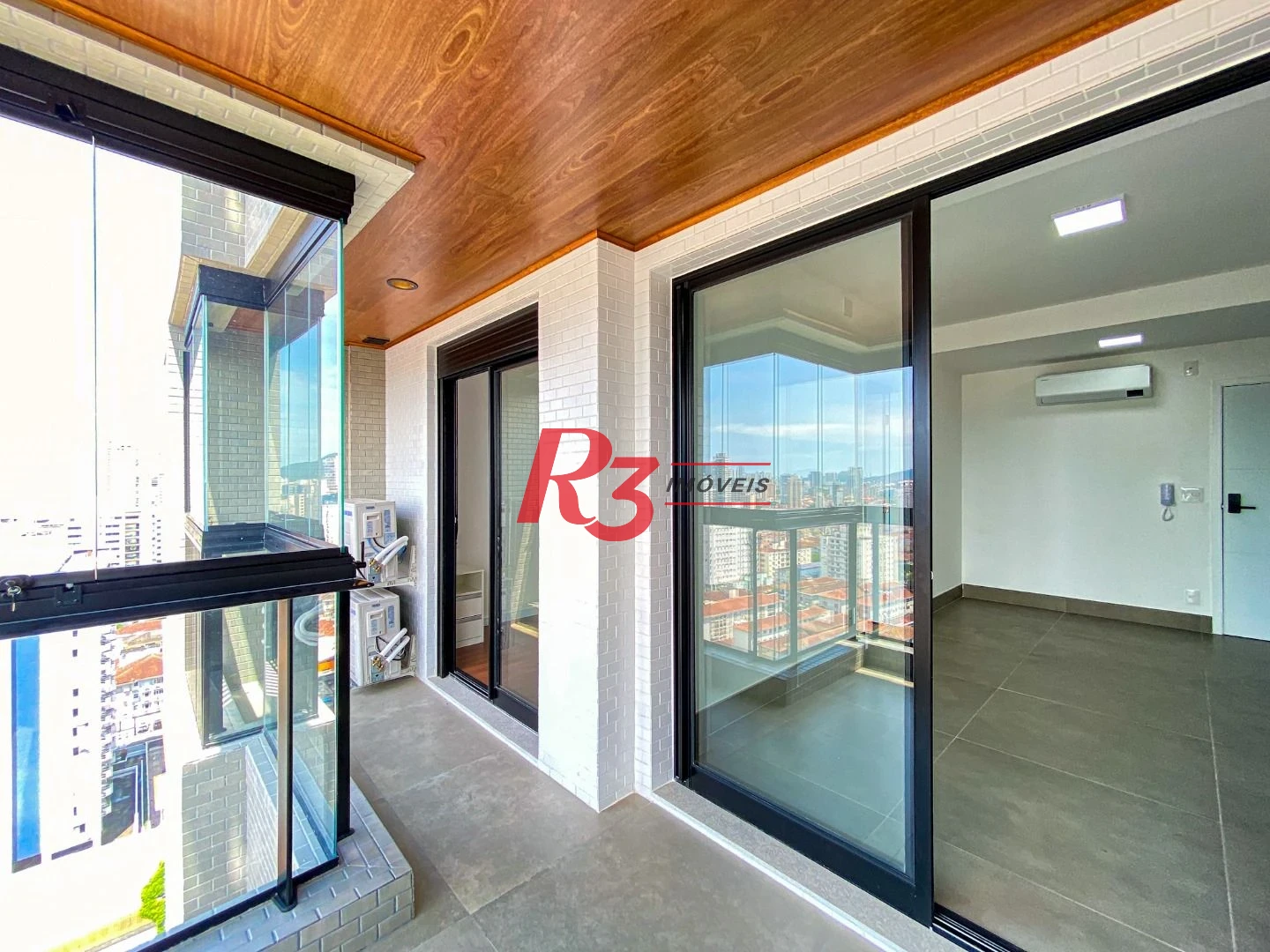 Apartamento com 1 dormitório para alugar, 54 m² por R$ 5.600,00/ano - Boqueirão - Santos/SP