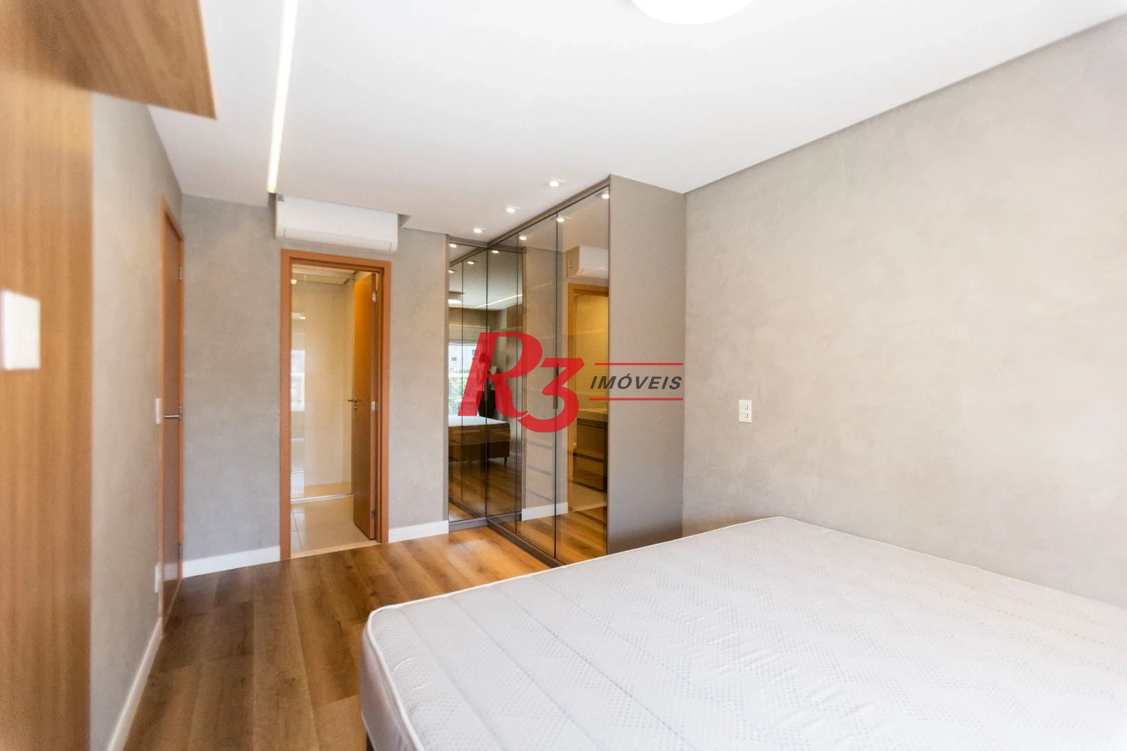 Apartamento com 1 dormitório para alugar, 66 m² por R$ 7.000,02/mês - Vila Rica - Santos/SP