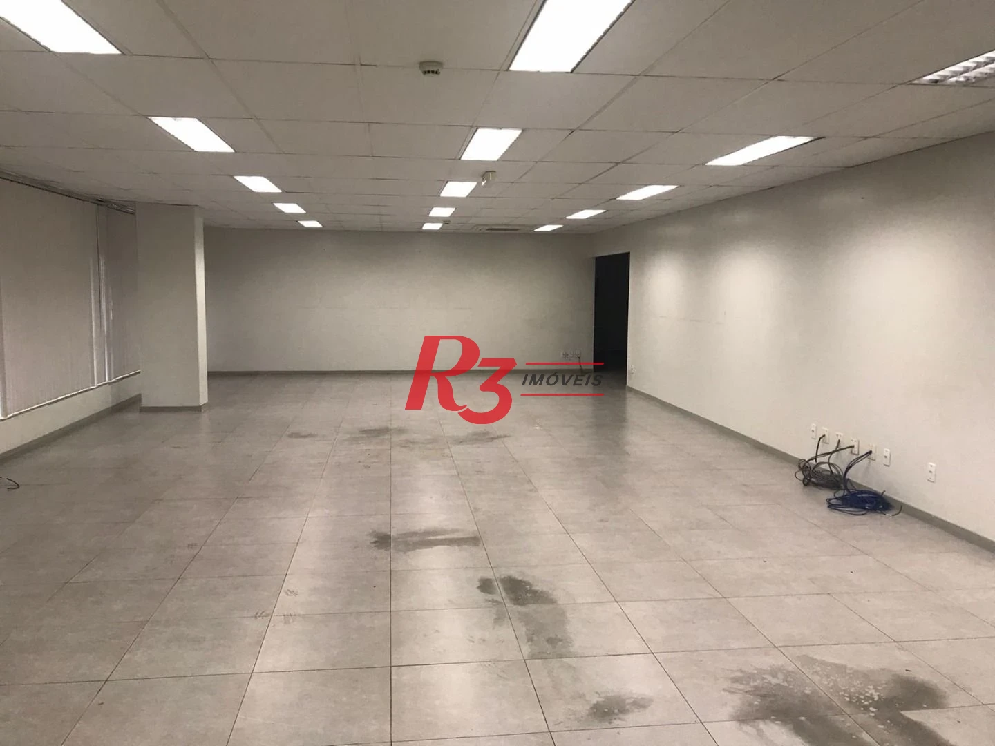 Prédio para alugar, 4238 m²-  Casqueiro - Cubatão/SP