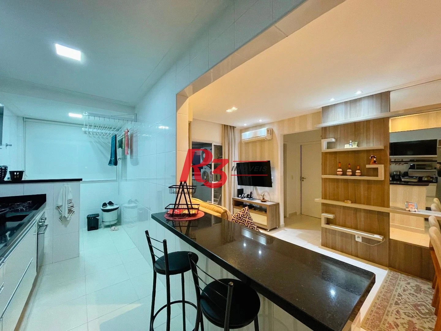 Apartamento com 1 dormitório à venda, 57 m² por R$ 690.000,00 - Ponta da Praia - Santos/SP