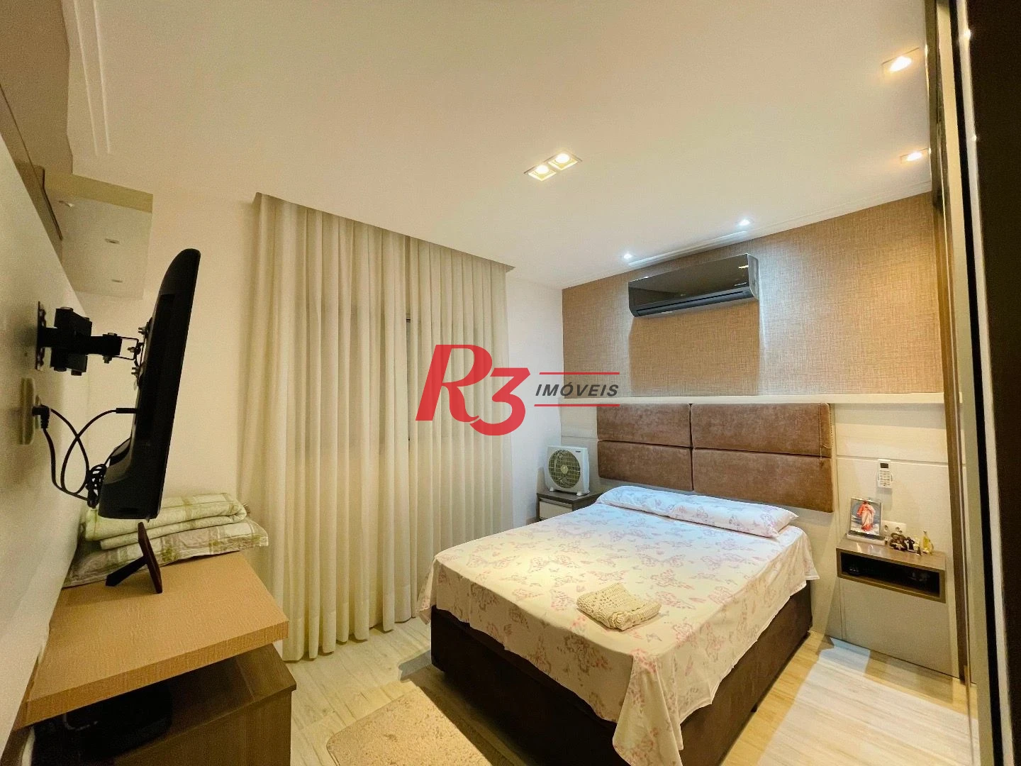 Apartamento com 1 dormitório à venda, 57 m² por R$ 690.000,00 - Ponta da Praia - Santos/SP