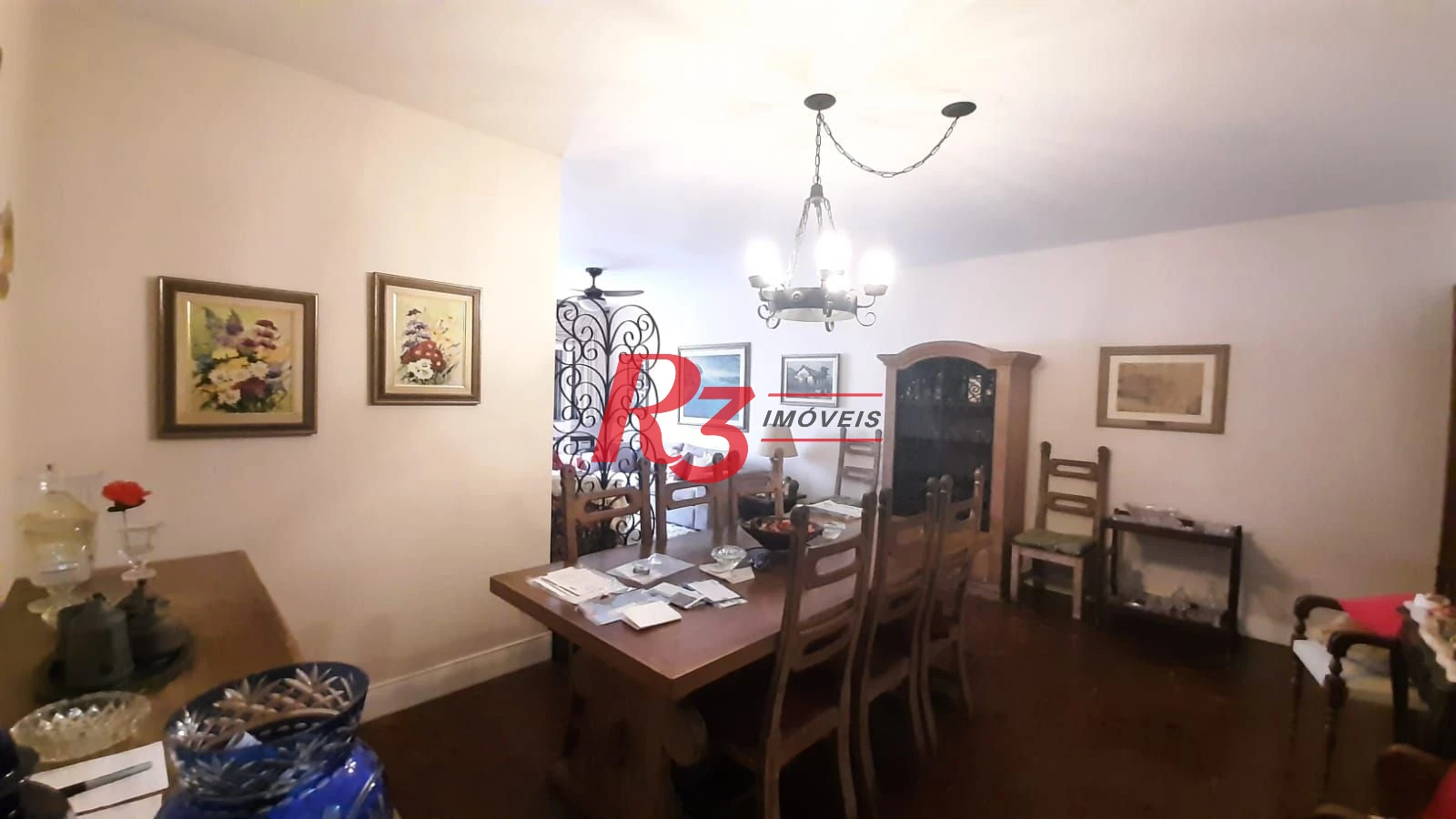 Apartamento à venda, com 133m², 3 dorm (1 suíte), 2 vagas, Gonzaga, Santos SP