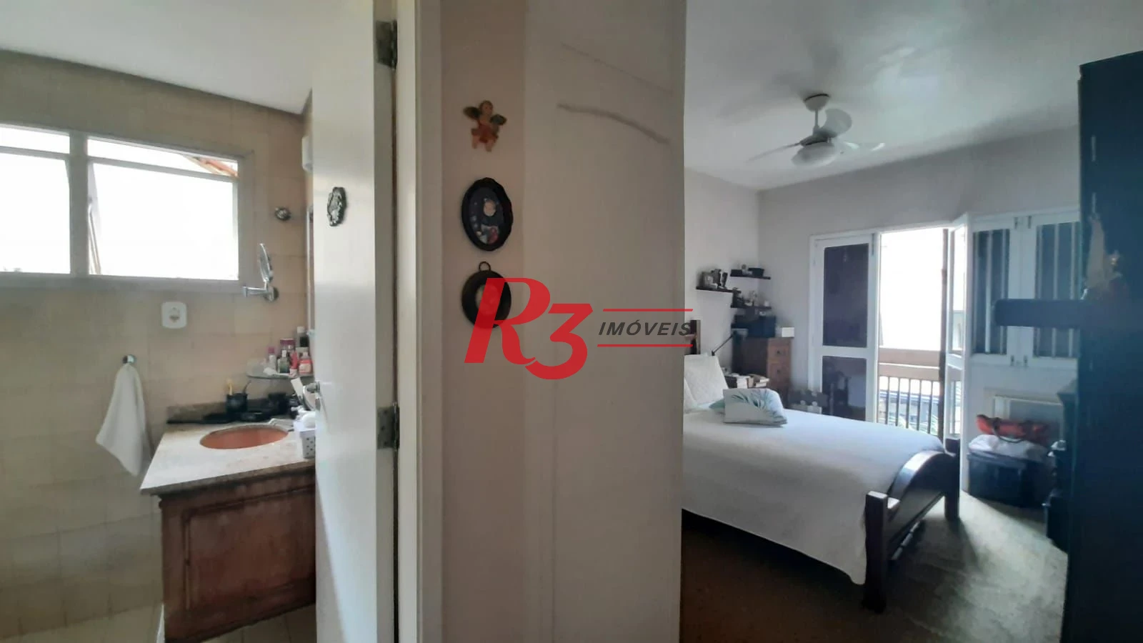 Apartamento à venda, com 133m², 3 dorm (1 suíte), 2 vagas, Gonzaga, Santos SP