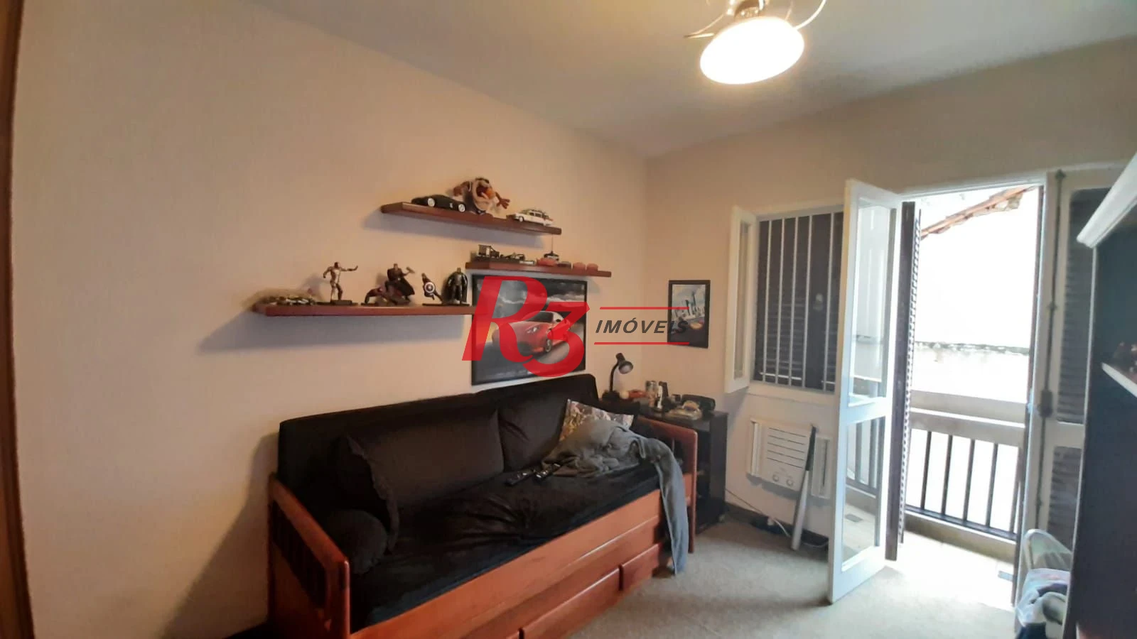 Apartamento à venda, com 133m², 3 dorm (1 suíte), 2 vagas, Gonzaga, Santos SP