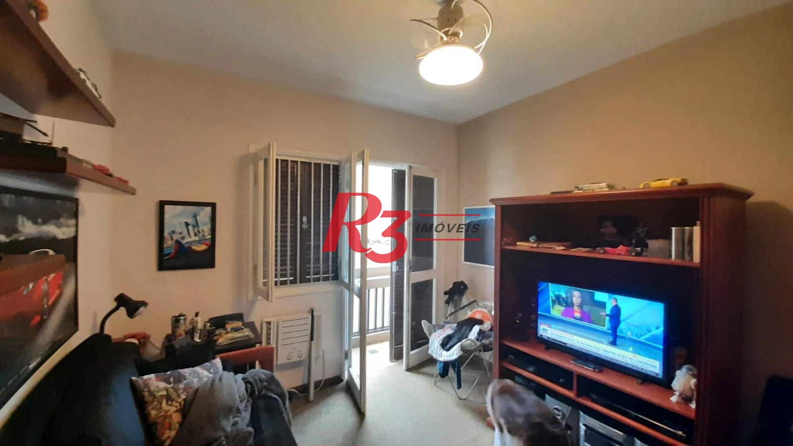 Apartamento à venda, com 133m², 3 dorm (1 suíte), 2 vagas, Gonzaga, Santos SP