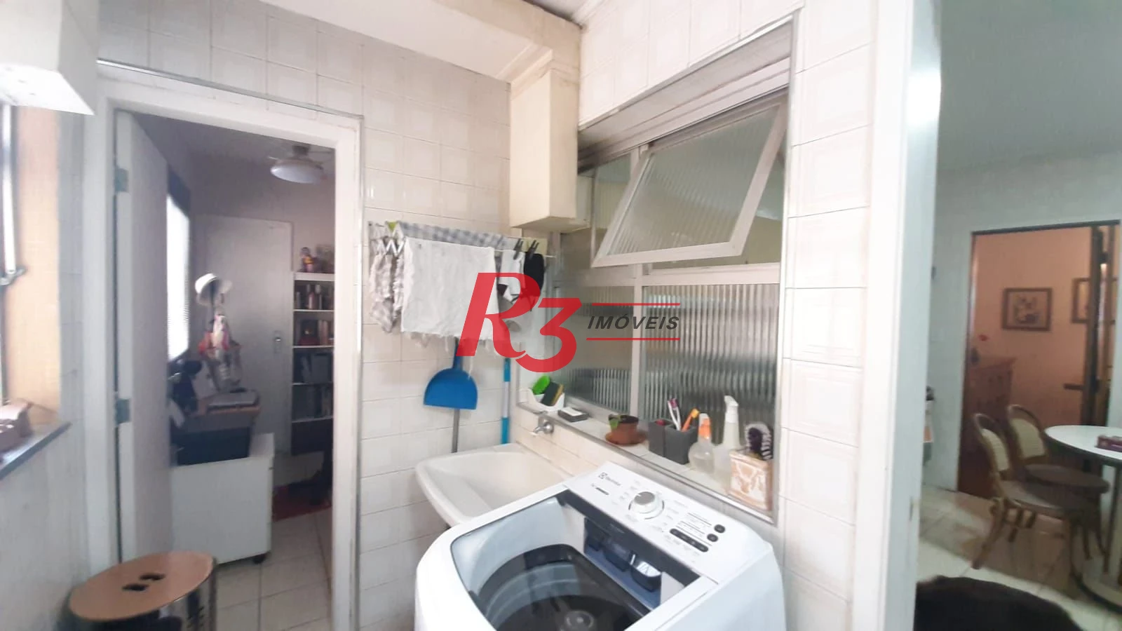 Apartamento à venda, com 133m², 3 dorm (1 suíte), 2 vagas, Gonzaga, Santos SP
