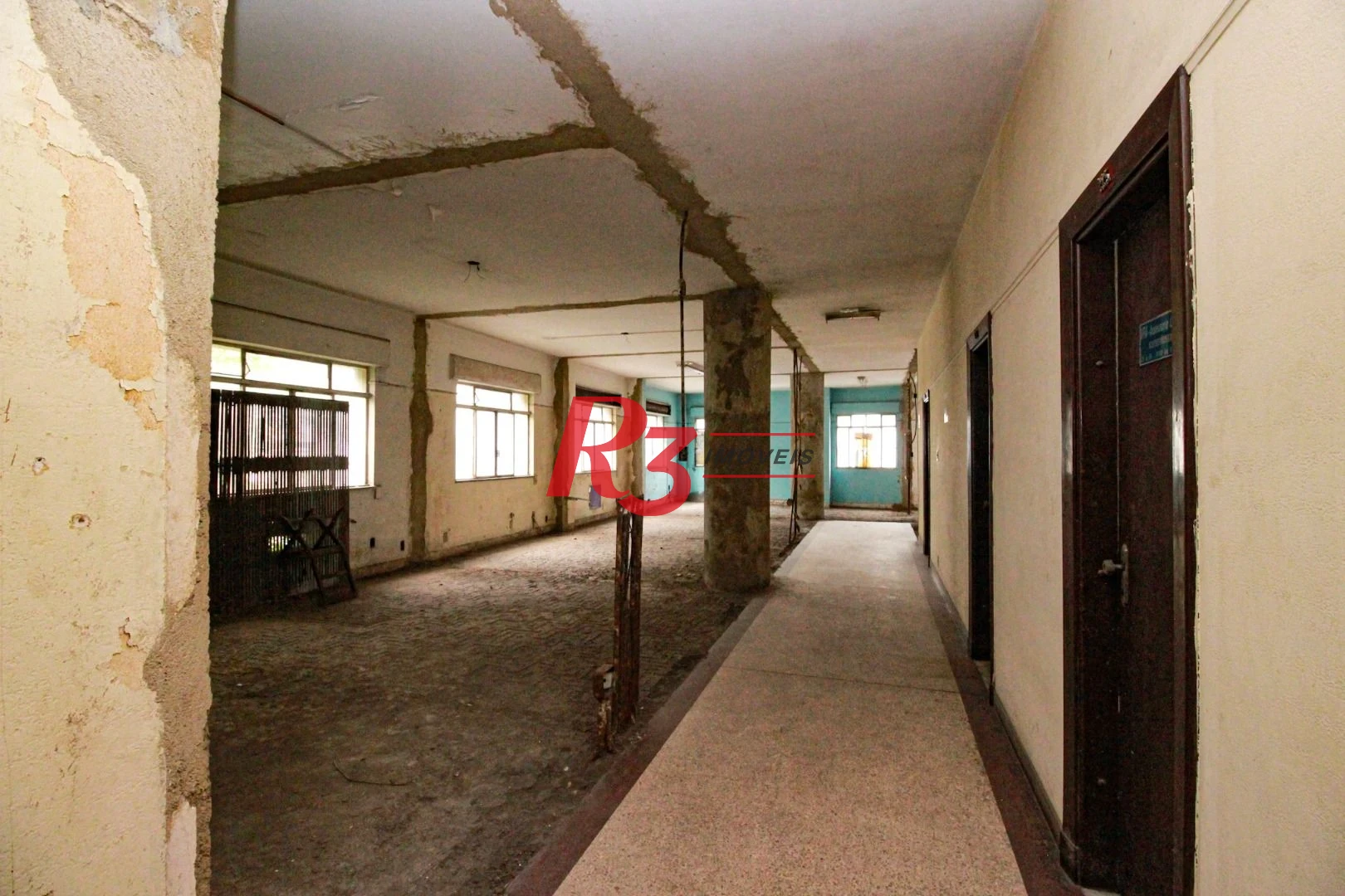 Prédio, 2000 m² - venda por R$ 5.000.000,00 ou aluguel por R$ 40.000,01/mês - Centro - Santos/SP