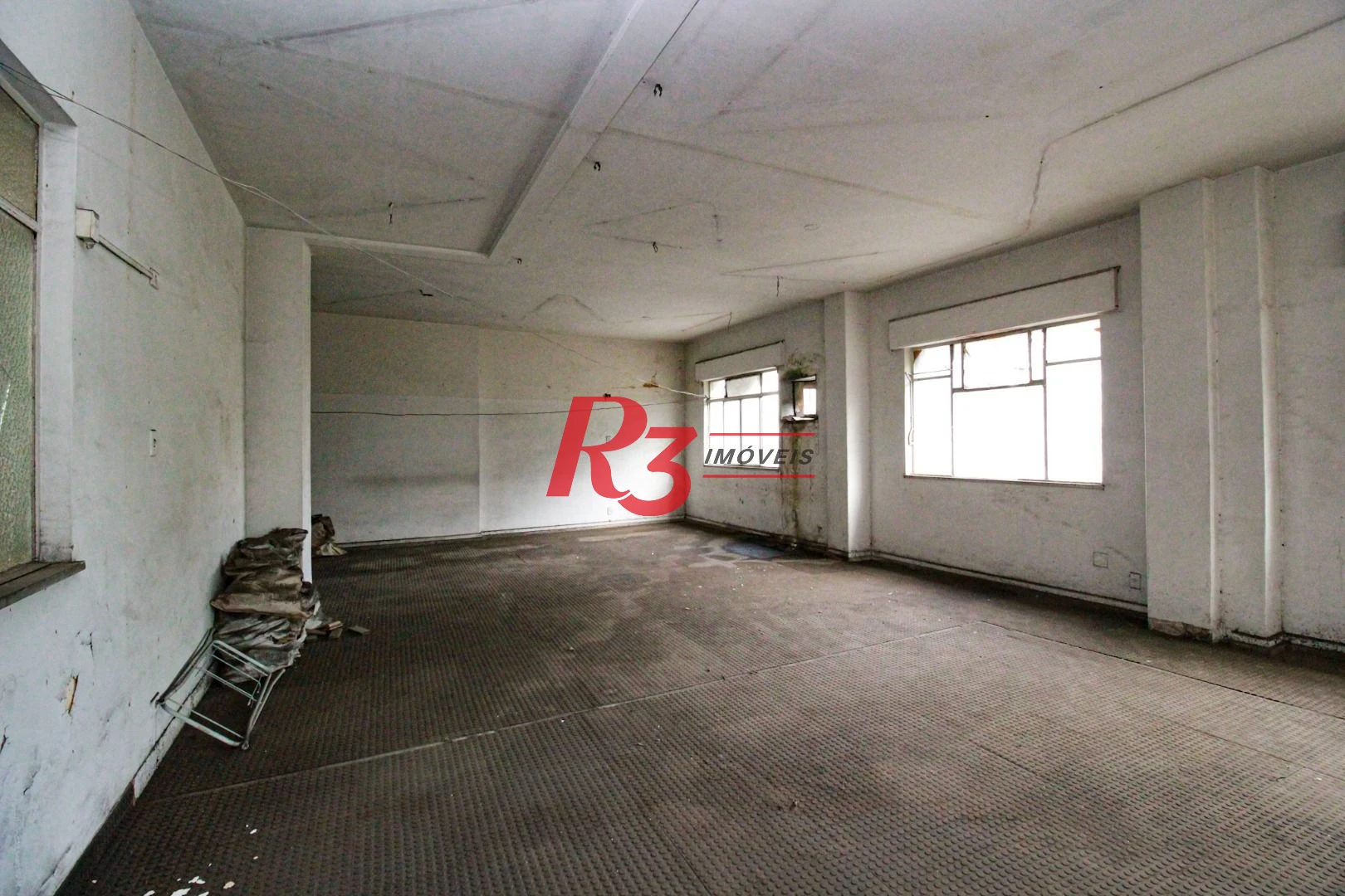 Prédio, 2000 m² - venda por R$ 5.000.000,00 ou aluguel por R$ 40.000,01/mês - Centro - Santos/SP