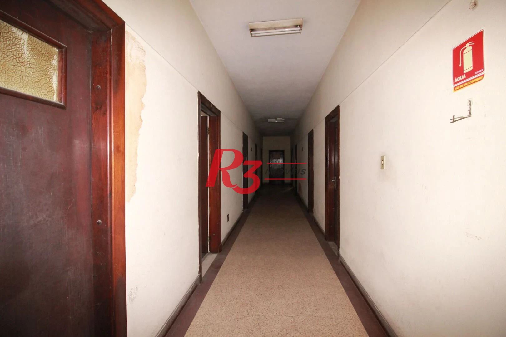 Prédio, 2000 m² - venda por R$ 5.000.000,00 ou aluguel por R$ 40.000,01/mês - Centro - Santos/SP