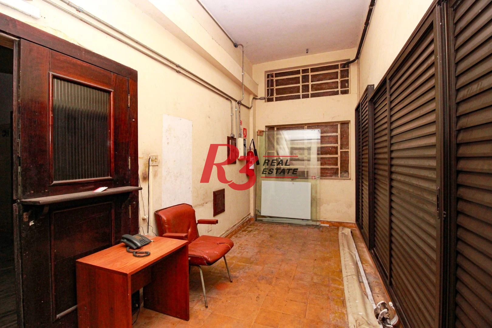 Prédio, 2000 m² - venda por R$ 5.000.000,00 ou aluguel por R$ 40.000,01/mês - Centro - Santos/SP