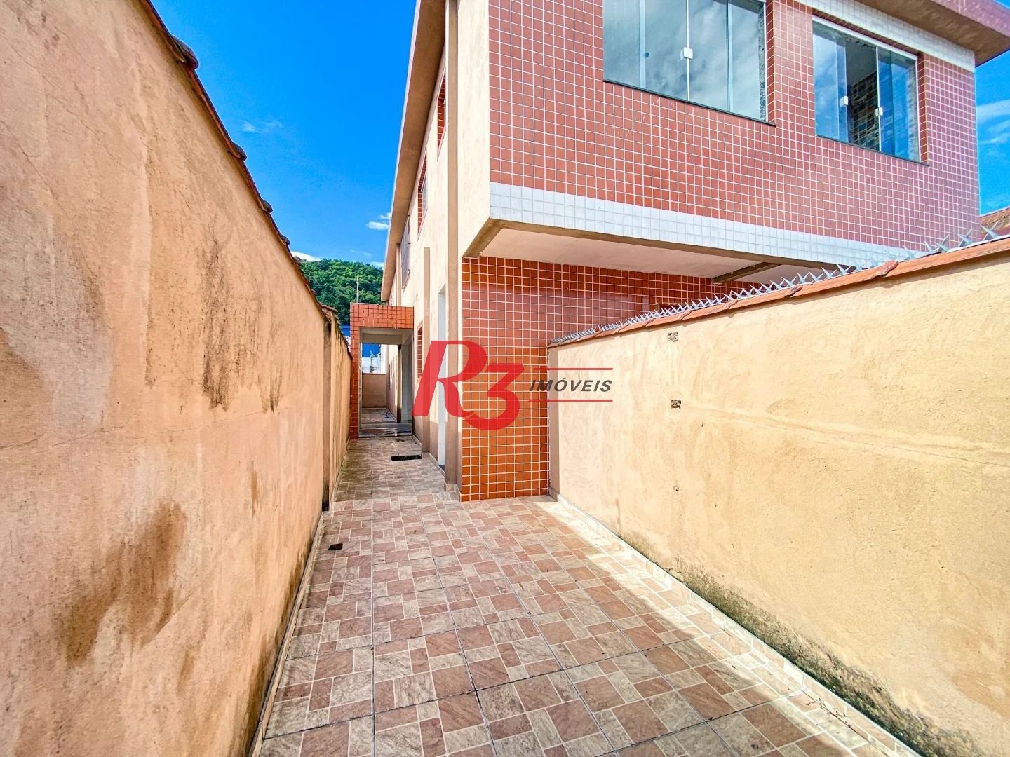 Casa com 2 dormitórios à venda, 60 m² por R$ 290.000,00 - Chico de Paula - Santos/SP
