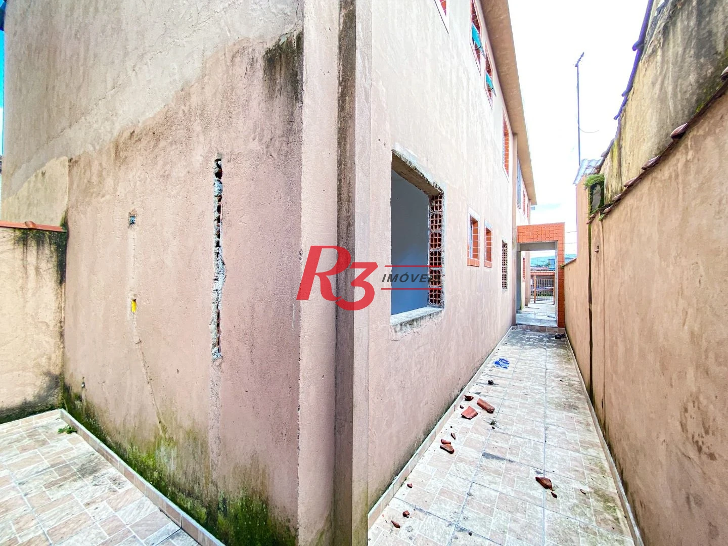 Casa com 2 dormitórios à venda, 60 m² por R$ 290.000,00 - Chico de Paula - Santos/SP