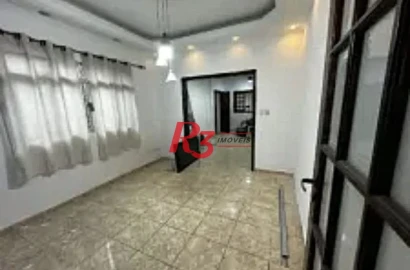 Excelente casa de 3 dormitórios à venda no Bom Retiro em Santos.