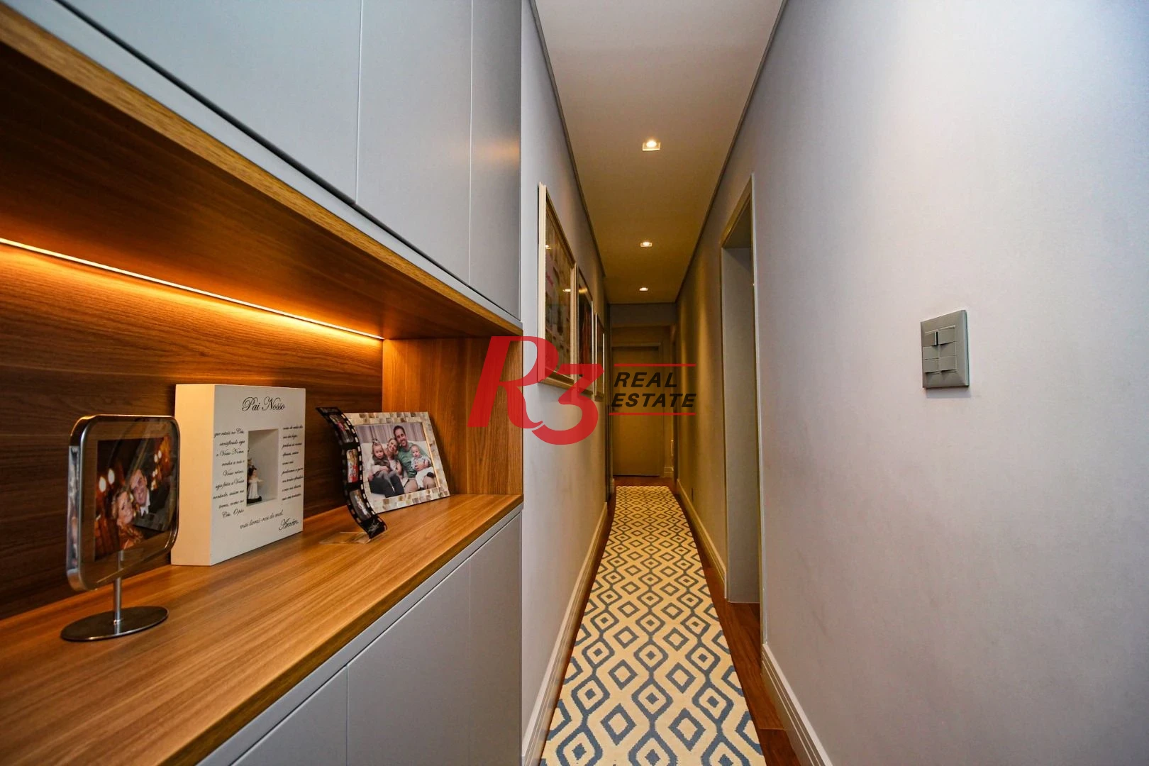 Apartamento com 3 dormitórios à venda, 225 m² por R$ 2.180.000,00 - Boqueirão - Santos/SP
