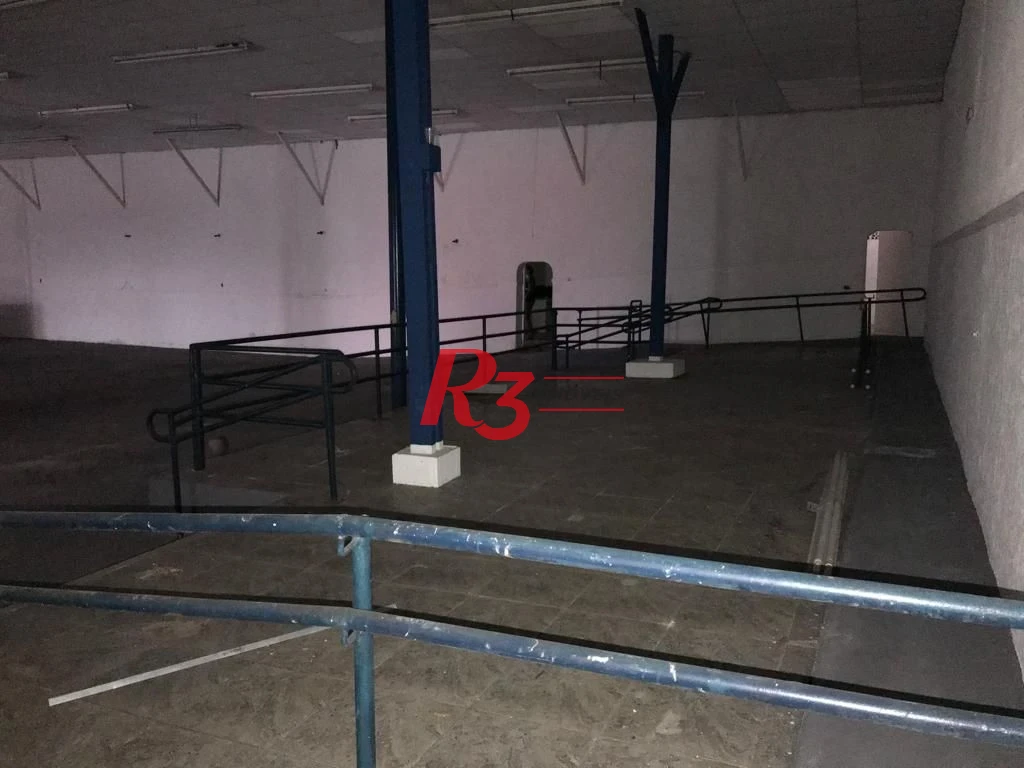 Excelente galpão com 1.000m2 em São Vicente