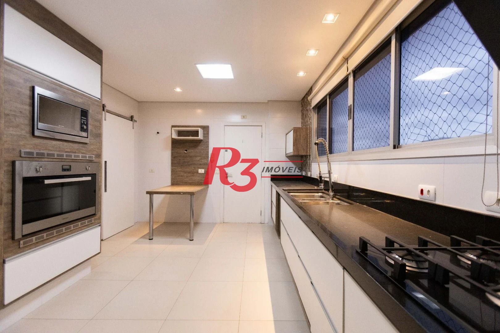 Apartamento  com 4 dormitórios à venda, 209 m² - Boqueirão - Santos/SP