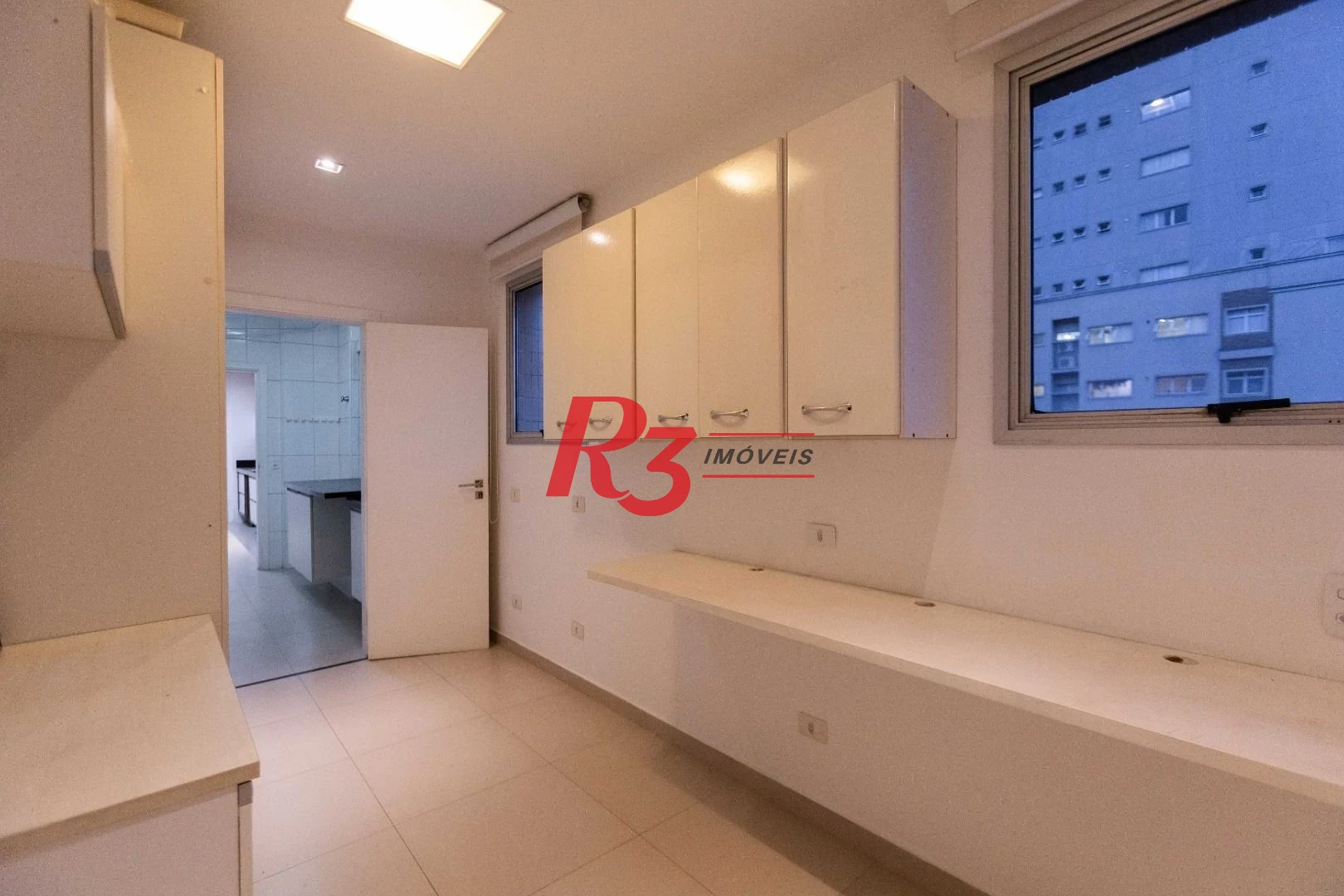 Apartamento  com 4 dormitórios à venda, 209 m² - Boqueirão - Santos/SP