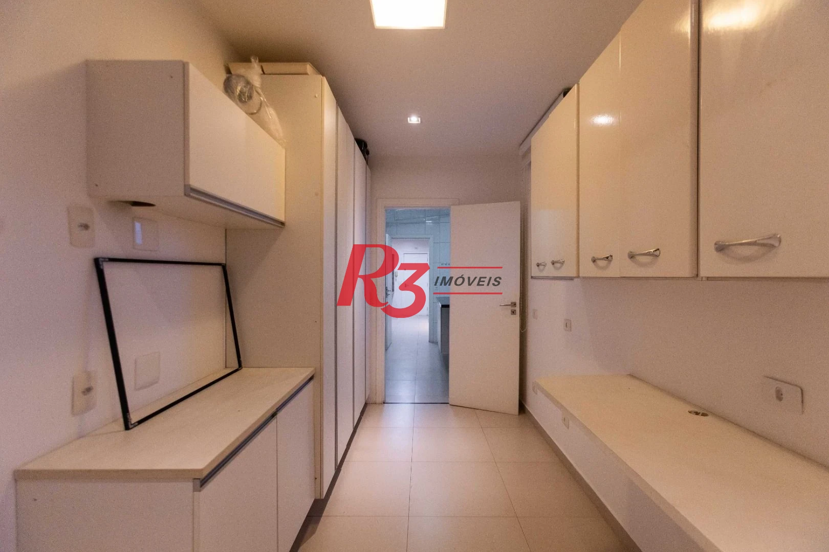 Apartamento  com 4 dormitórios à venda, 209 m² - Boqueirão - Santos/SP
