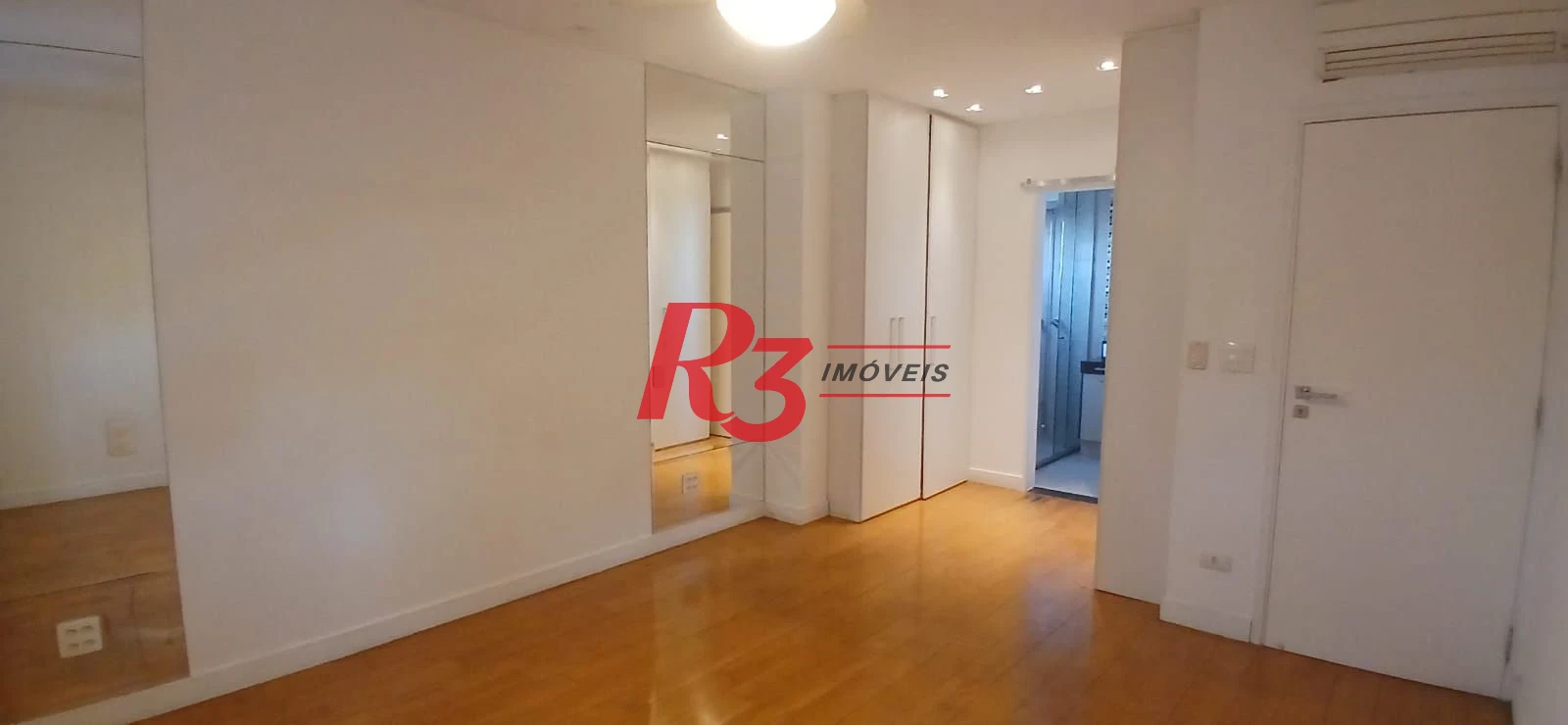 Apartamento  com 4 dormitórios à venda, 209 m² - Boqueirão - Santos/SP