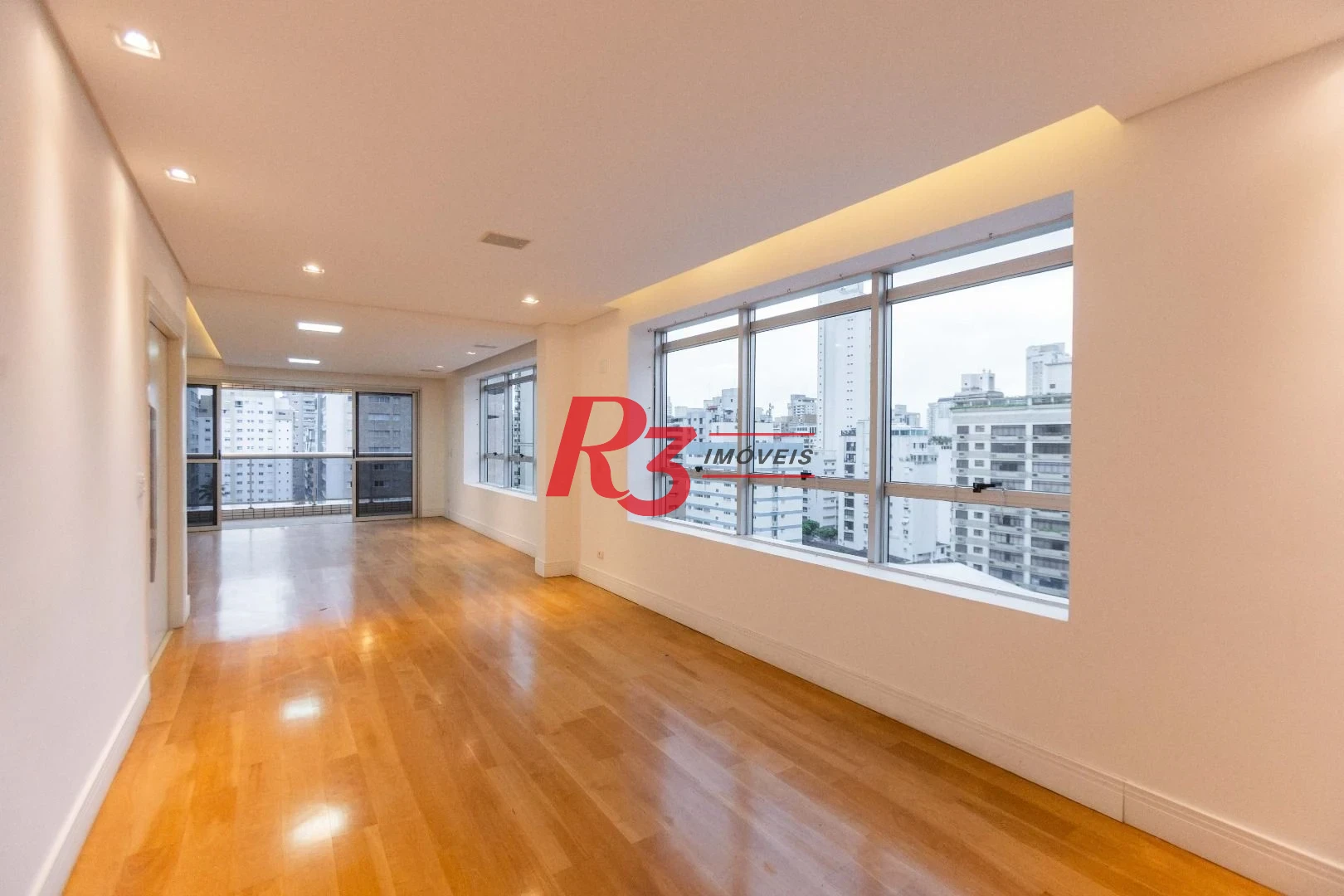 Apartamento  com 4 dormitórios à venda, 209 m² - Boqueirão - Santos/SP
