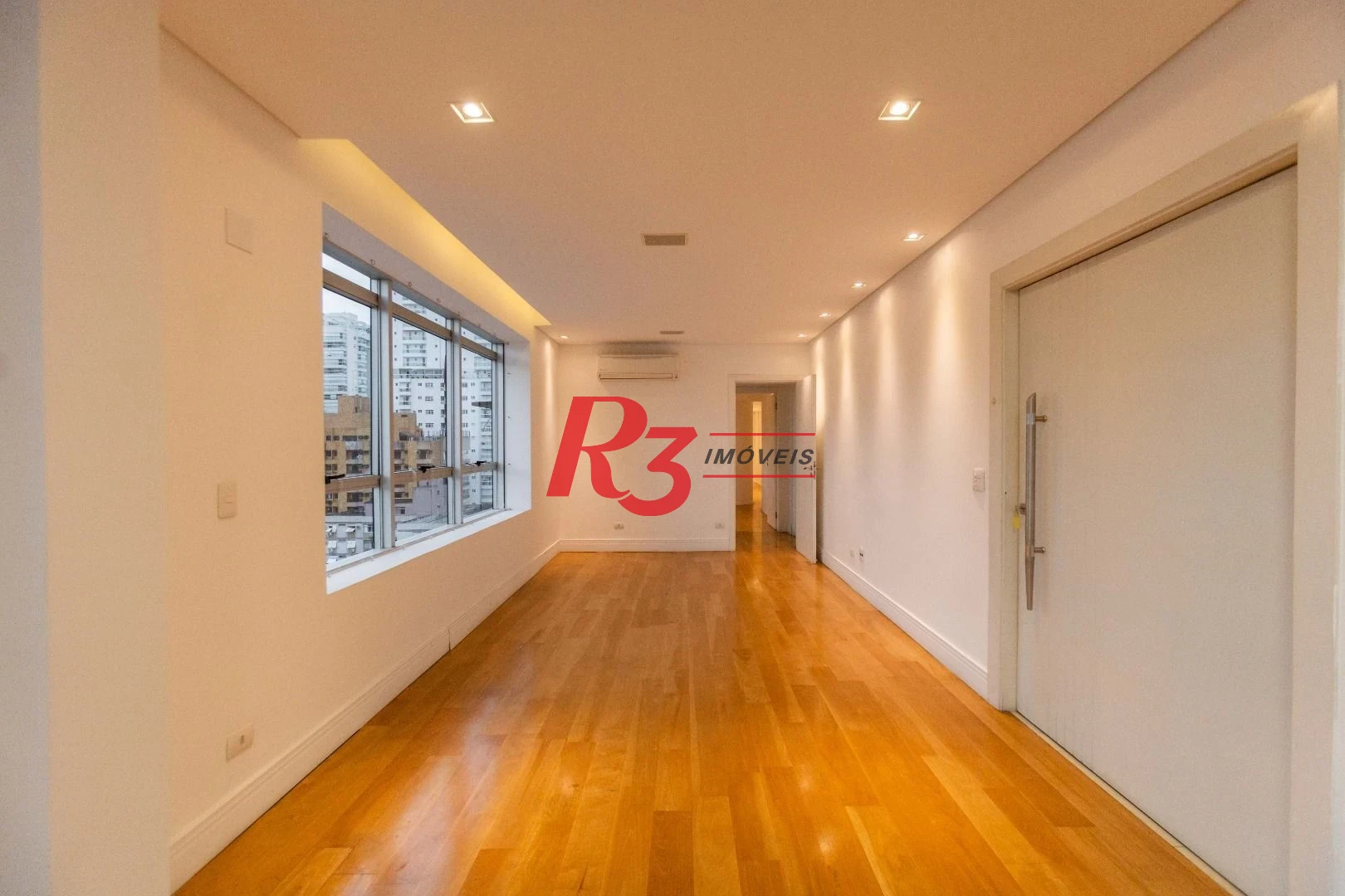 Apartamento  com 4 dormitórios à venda, 209 m² - Boqueirão - Santos/SP